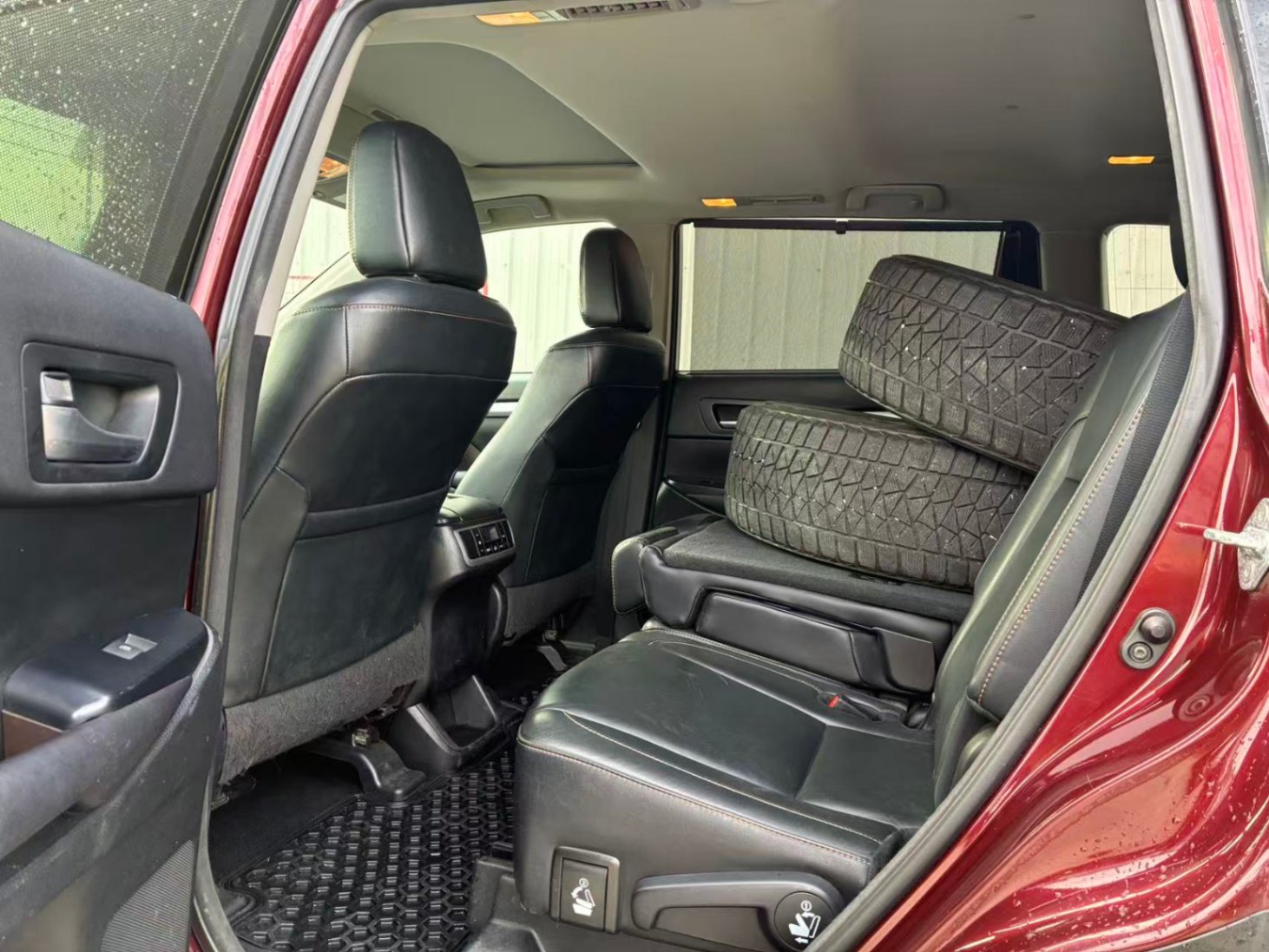 2016 Toyota Highlander AWD 4dr XLE. BC LOCAL VEHICLE. FULL SERVICED., Vancouver, Cash