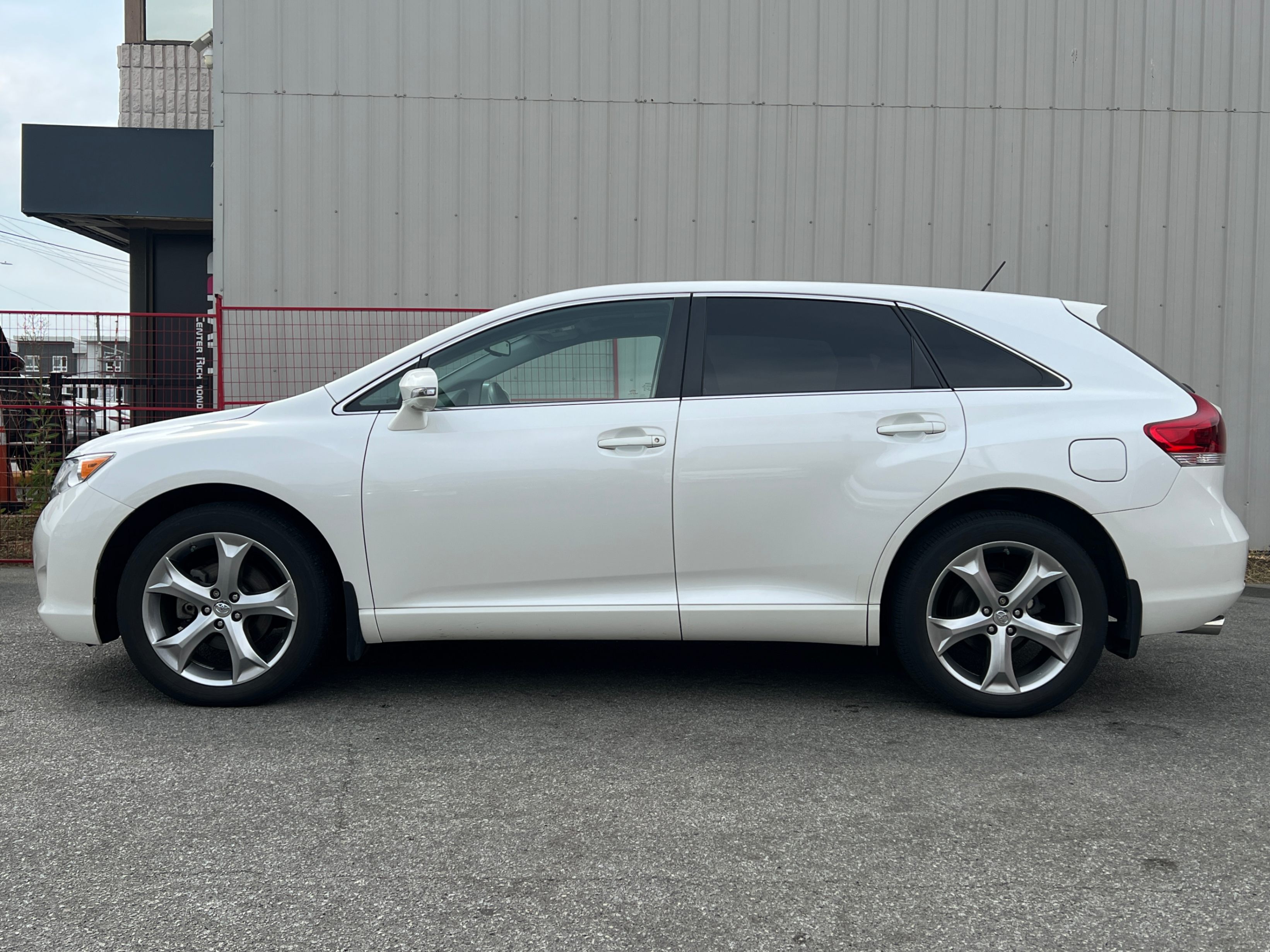 2016 Toyota Venza 4dr Wgn V6 AWD, Vancouver, Cash