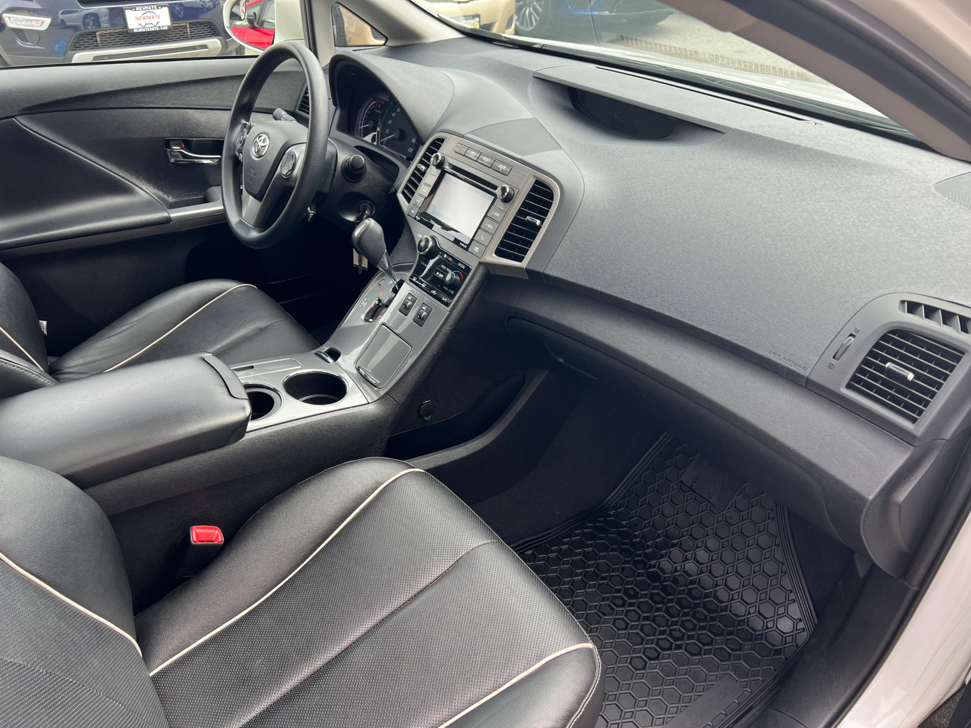 2016 Toyota Venza 4dr Wgn V6 AWD, Vancouver, Cash