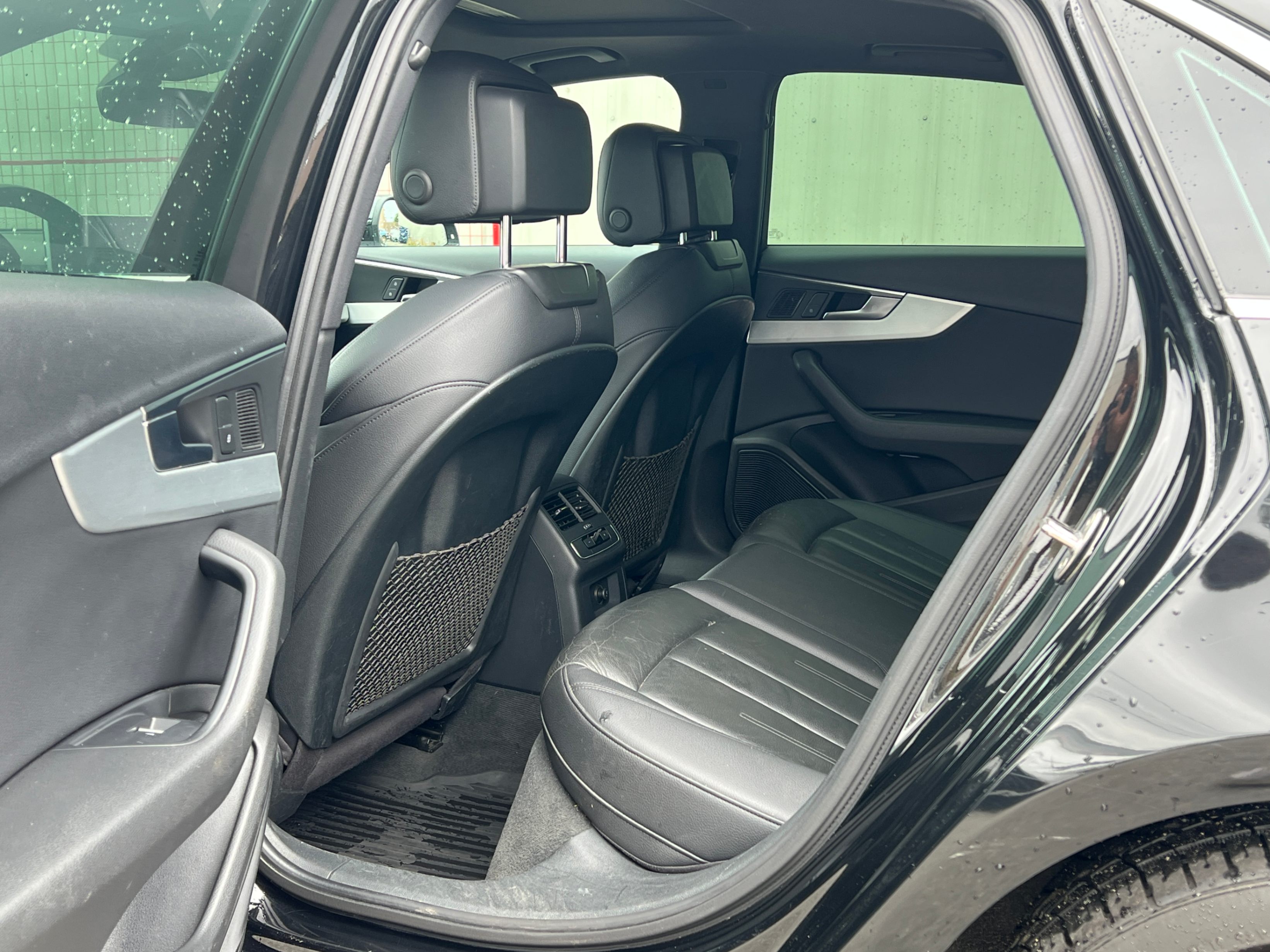 2017 Audi A4 4dr Sdn Auto Technik quattro. BC LOCAL VEHICLE., Vancouver, Cash