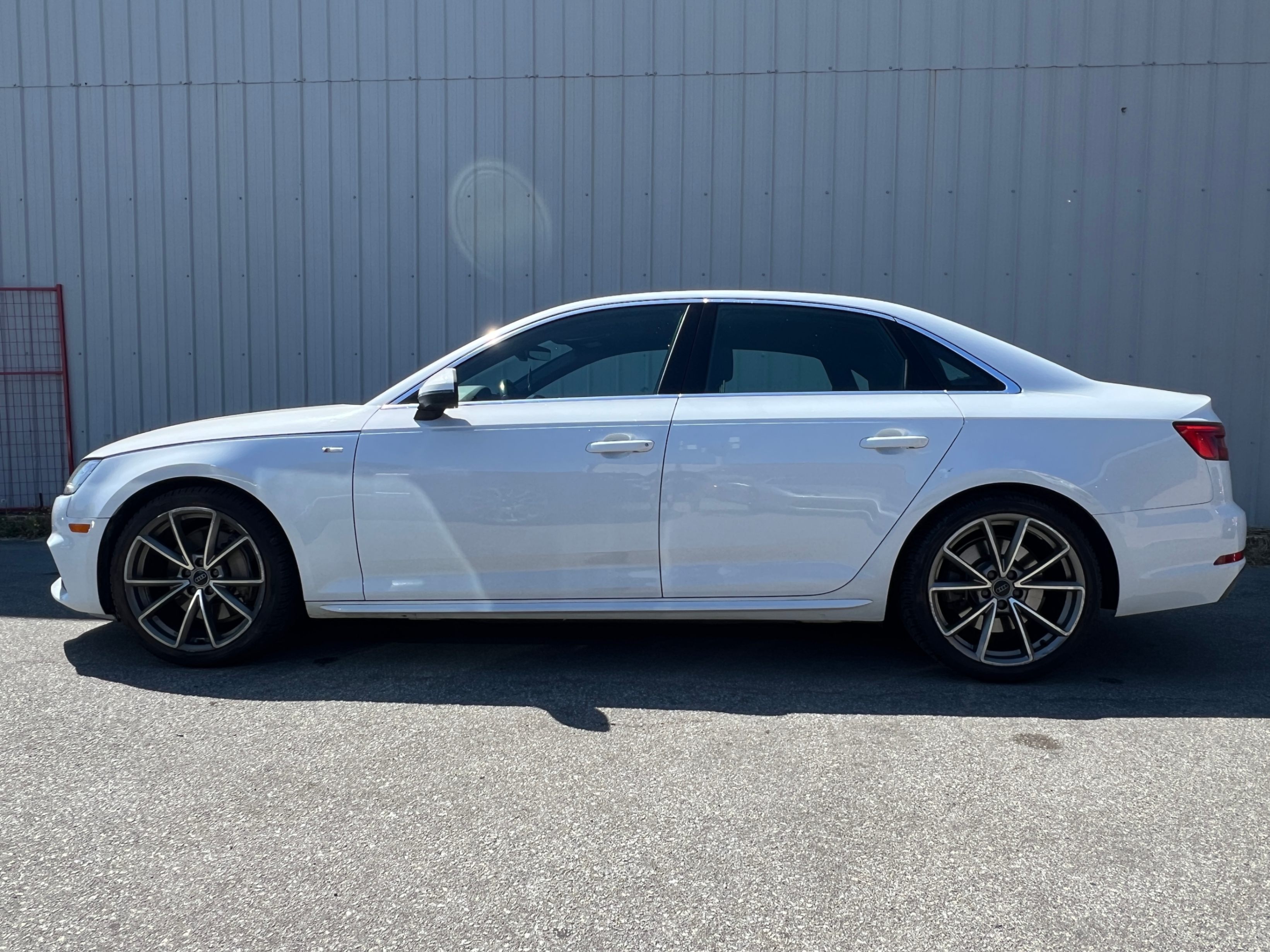 2017 Audi A4 4dr Sdn Auto Progressiv quattro. BC LOCAL VEHICLE., Vancouver, Cash