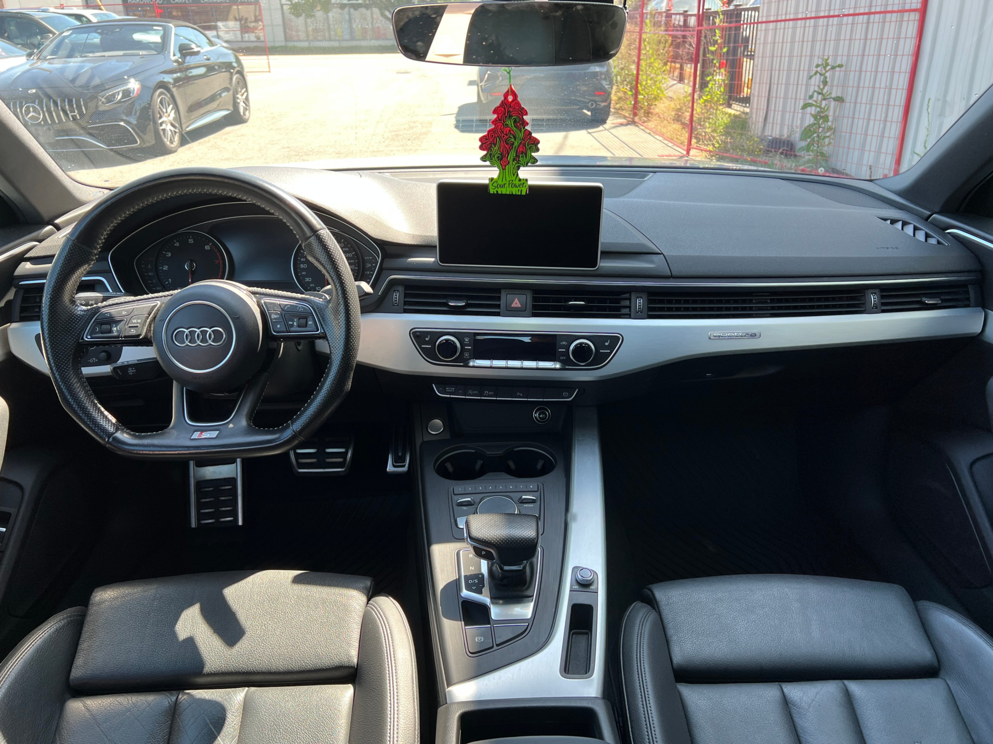 2017 Audi A4 4dr Sdn Auto Progressiv quattro. BC LOCAL VEHICLE., Vancouver, Cash