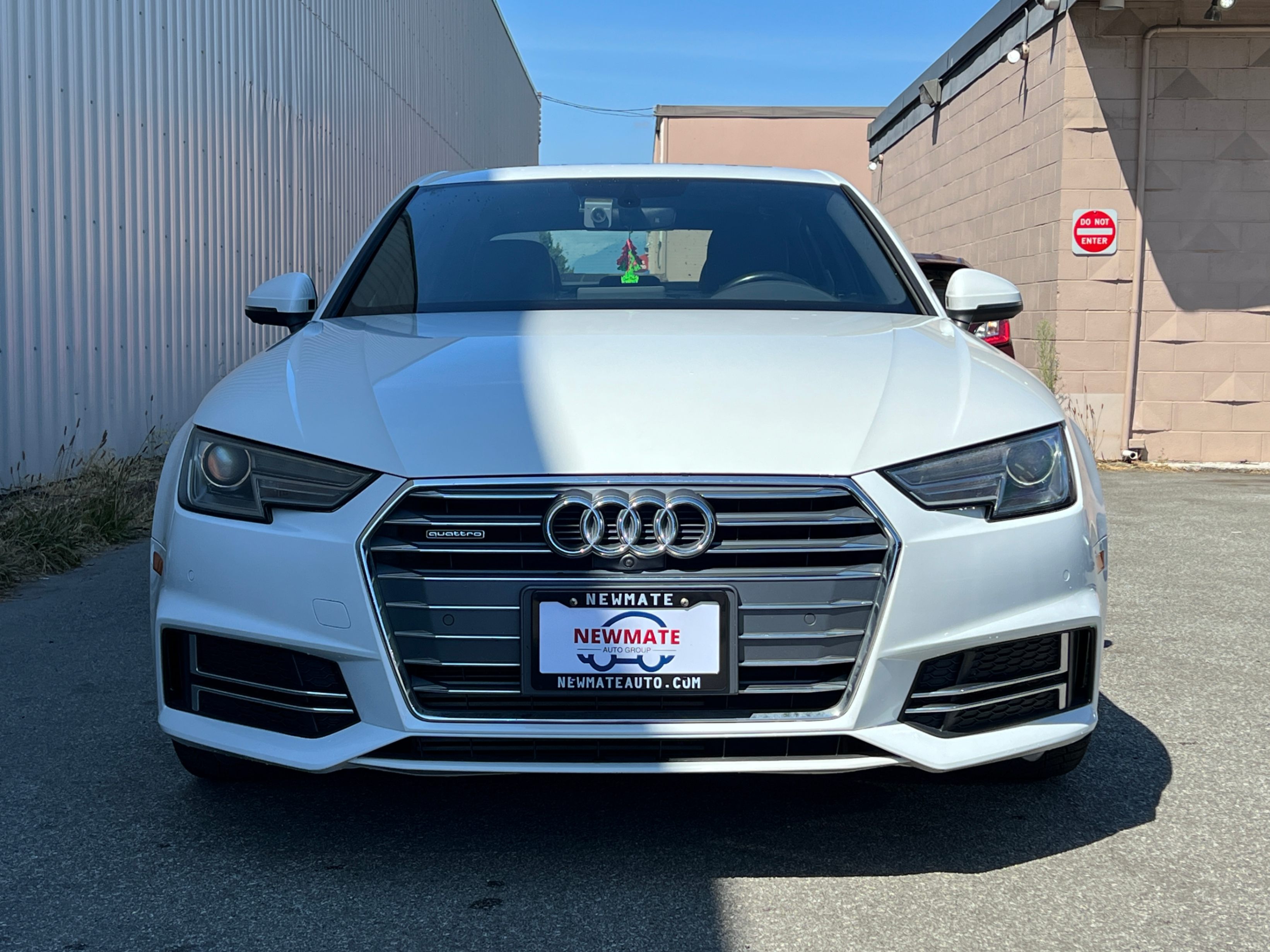 2017 Audi A4 4dr Sdn Auto Progressiv quattro. BC LOCAL VEHICLE., Vancouver, Cash