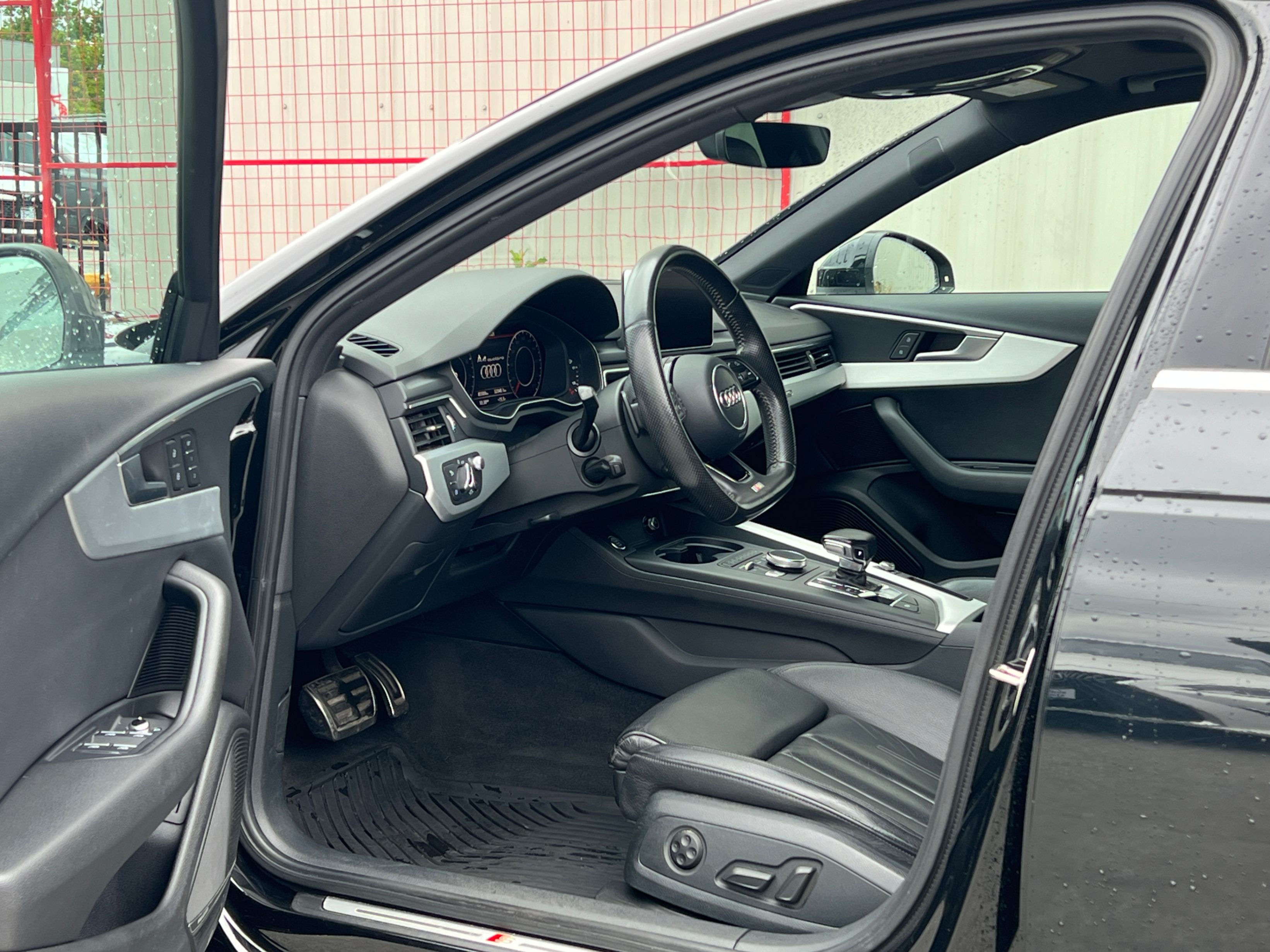 2017 Audi A4 4dr Sdn Auto Technik quattro. BC LOCAL VEHICLE., Vancouver, Cash