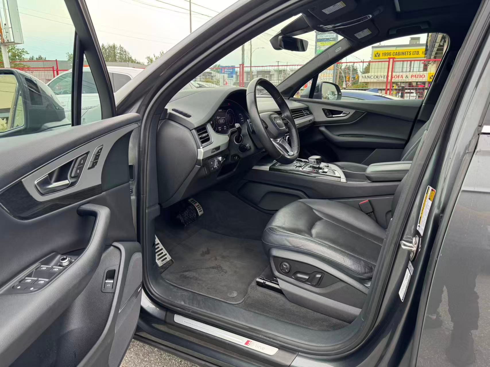 2017 Audi Q7 Quattro 4dr 3.0T Technik. S-LINE. NO ACCIDENTS., Vancouver, Cash