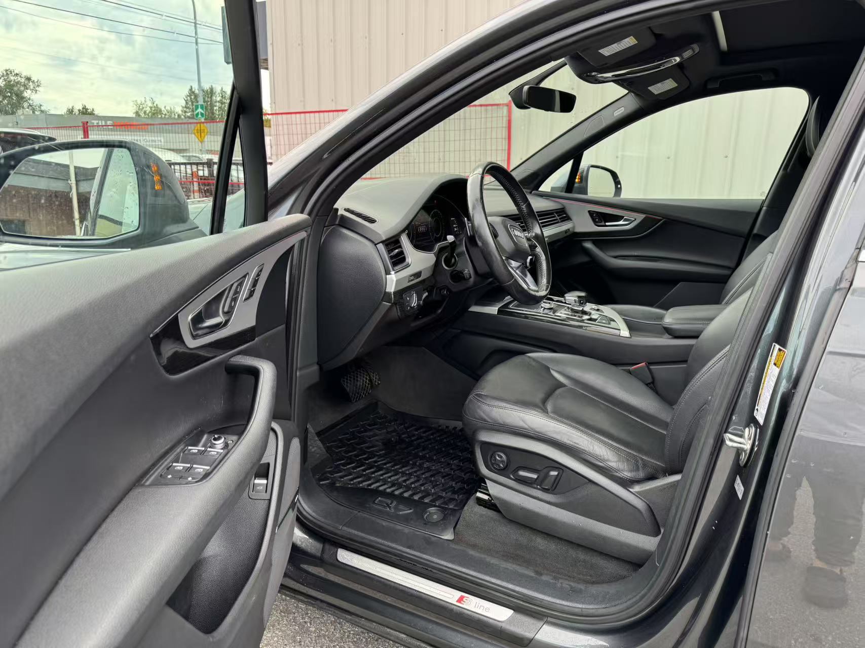 2017 Audi Q7 Quattro 4dr 3.0T Technik. S-LINE., Vancouver, Cash