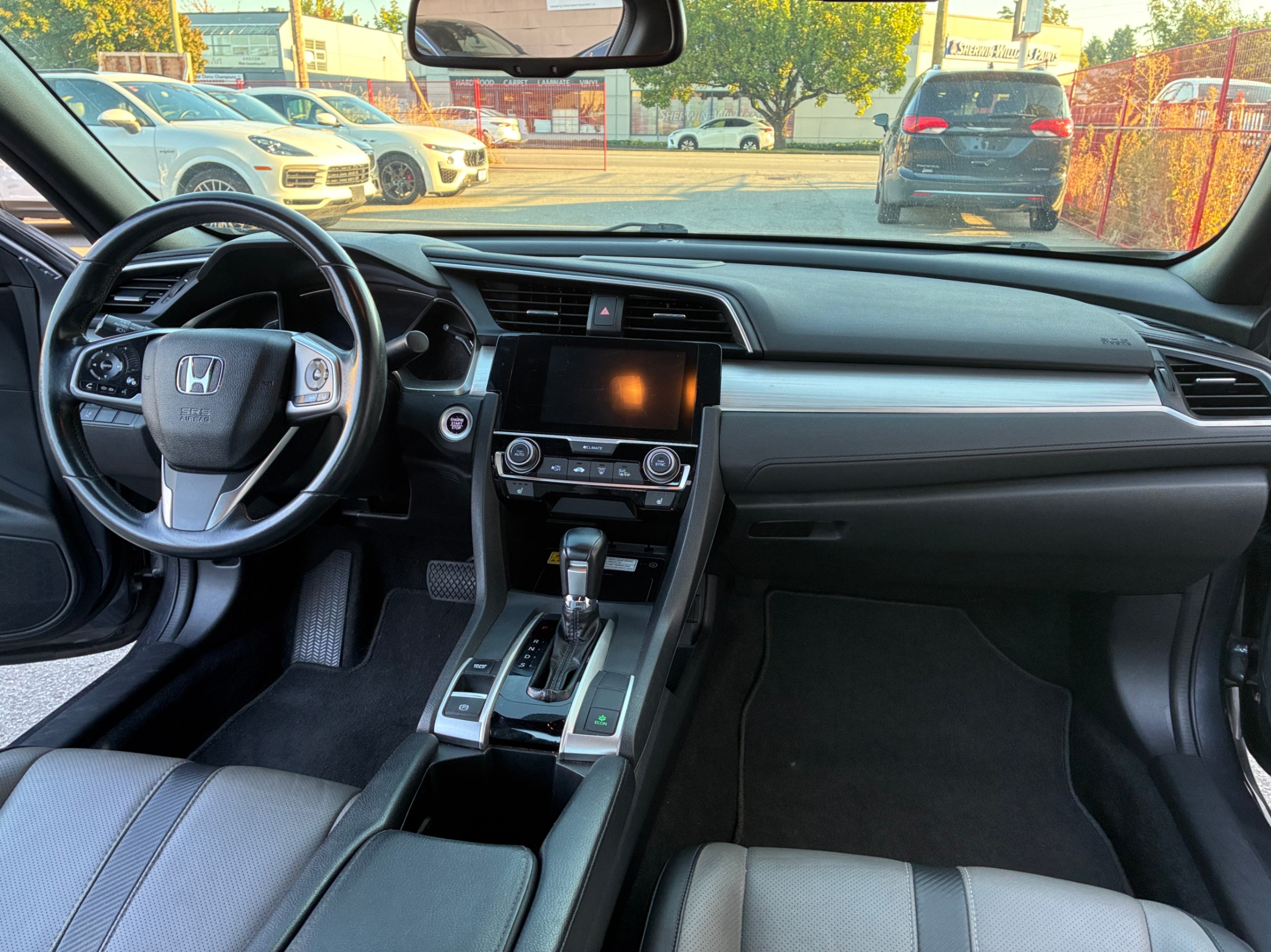 2017 Honda Civic 2dr CVT Touring. BC LOCAL VEHICLE. TOP TRIM., 温哥华, 全款车