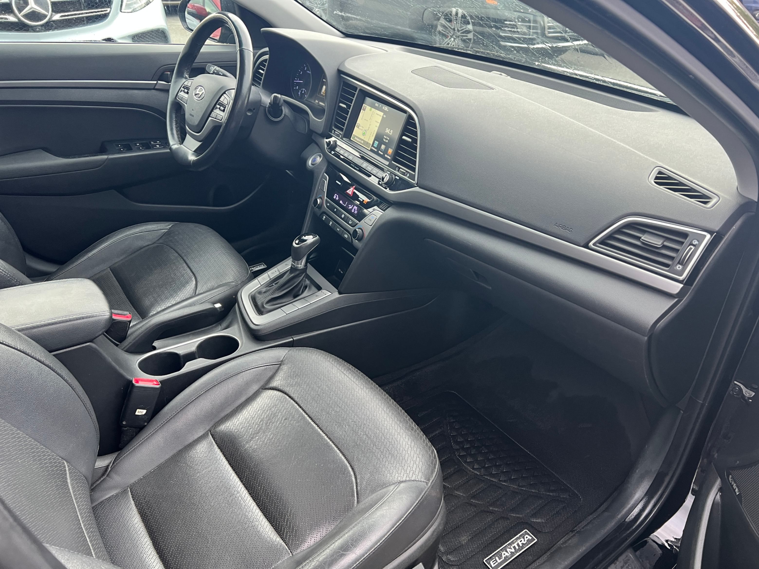 2017 Hyundai Elantra 4dr Sdn Auto Limited Ultimate *Ltd Avail*. BC LOCAL VEHICLE., 温哥华, 全款车
