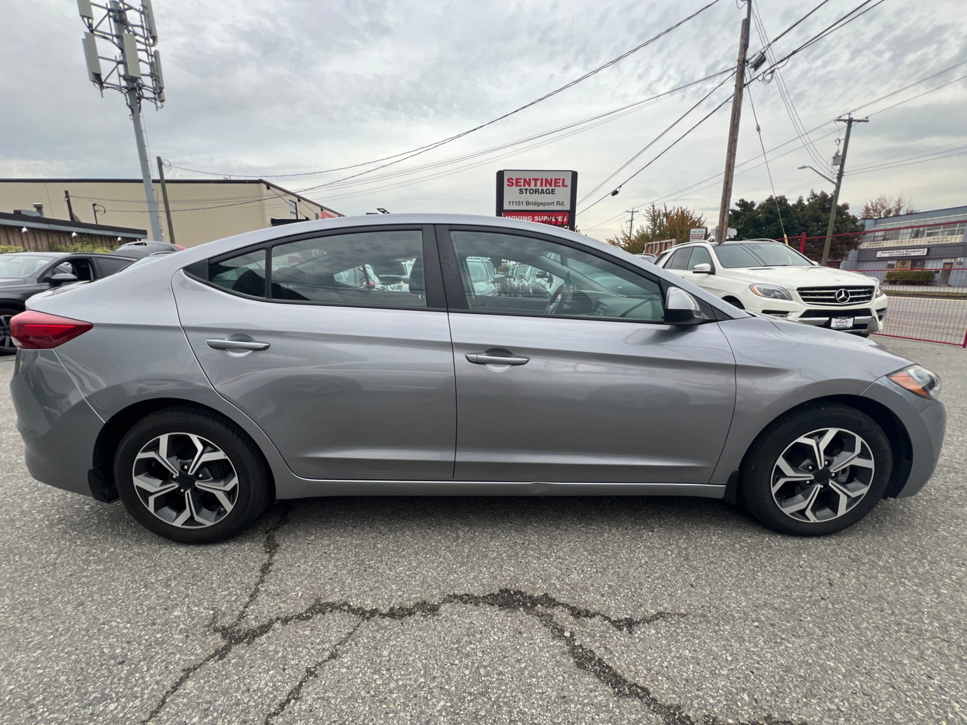 2017 Hyundai Elantra 4dr Sdn Man L, 温哥华, 全款车