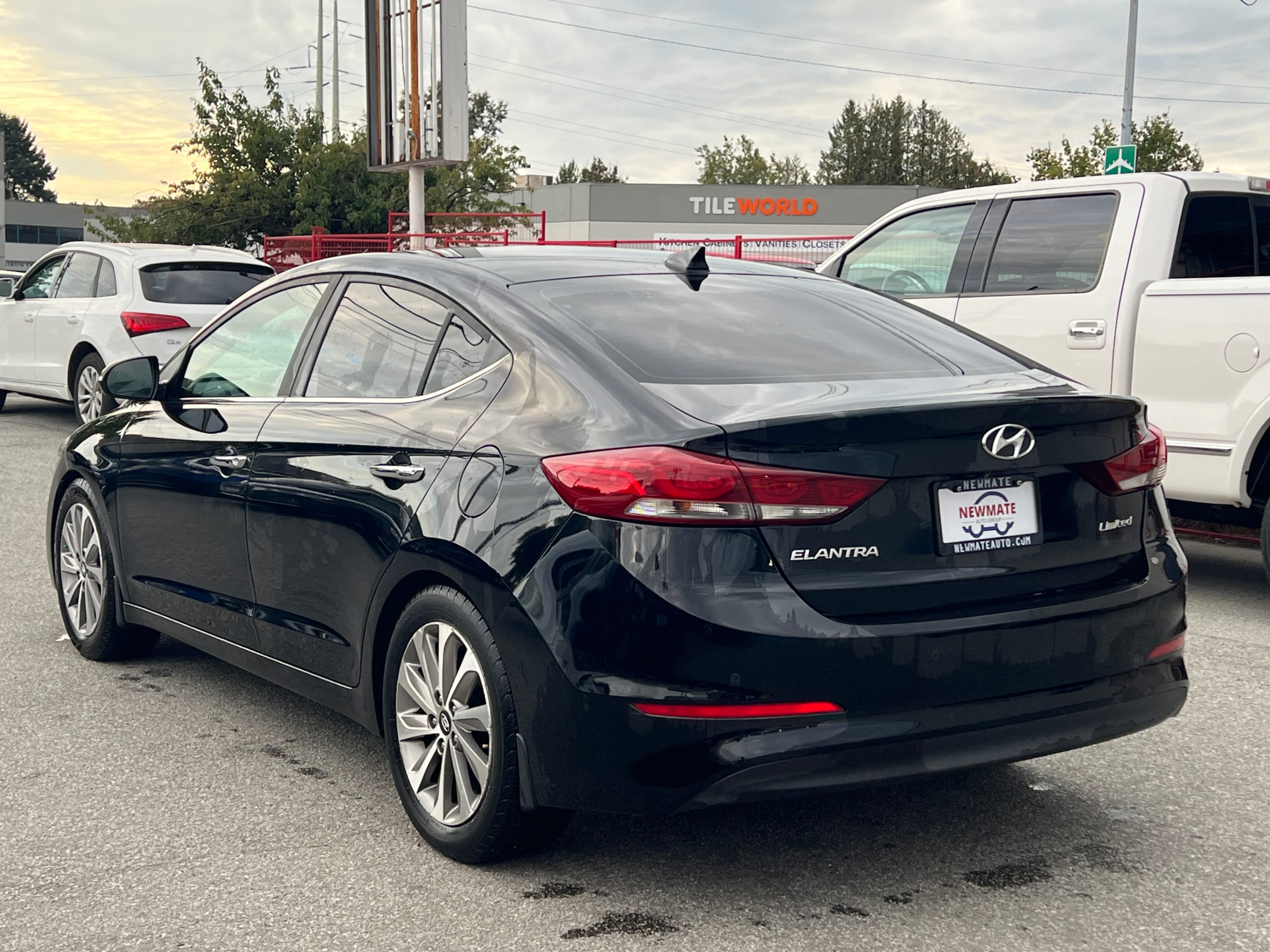 2017 Hyundai Elantra 4dr Sdn Auto Limited Ultimate *Ltd Avail*. BC LOCAL VEHICLE., 温哥华, 全款车