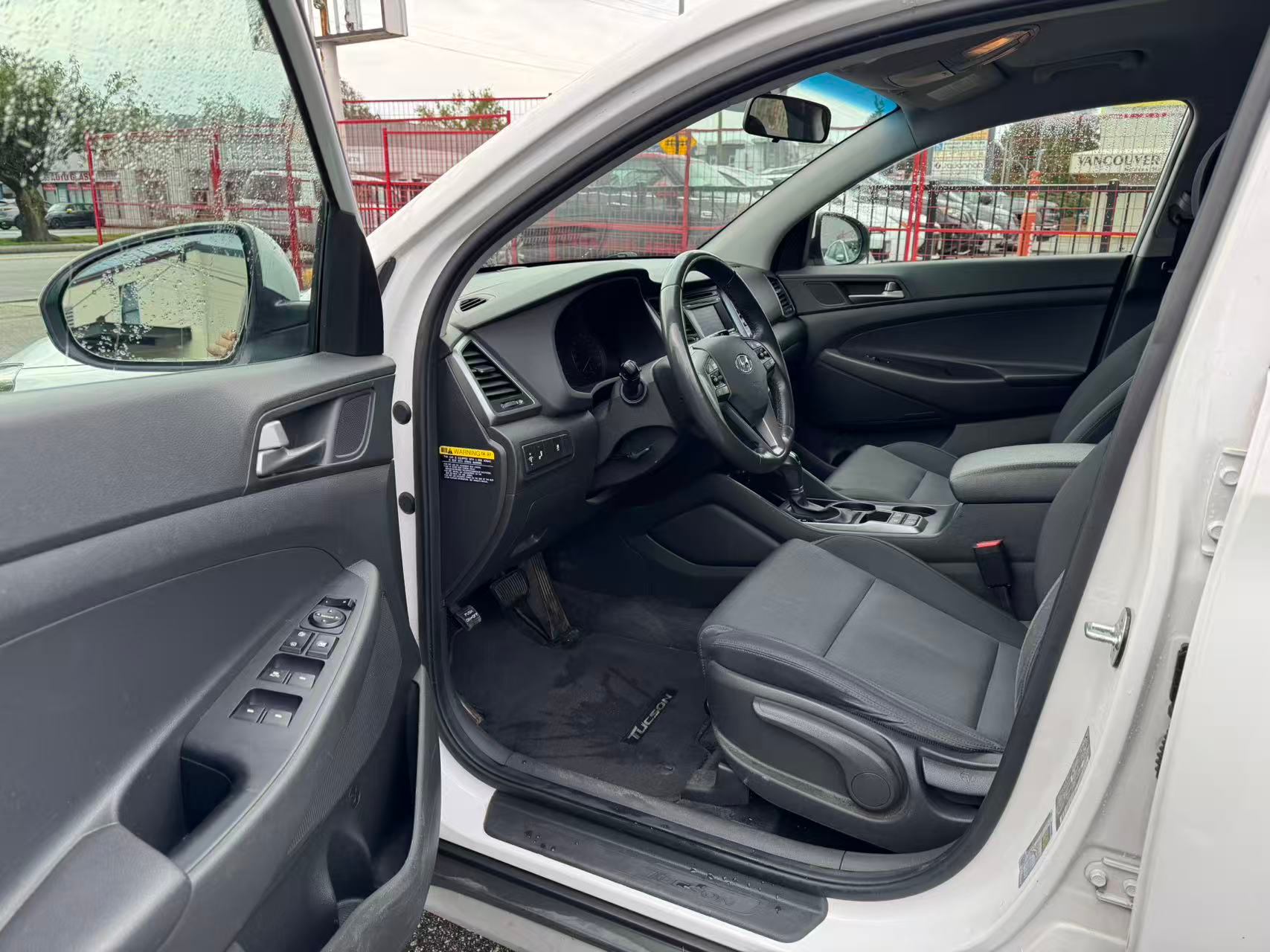 2017 Hyundai Tucson AWD 4dr 2.0L Premium. NO ACCIDENTS. BC LOCAL VEHICLE. FULL SERVICE RECORD., 温哥华, 全款车