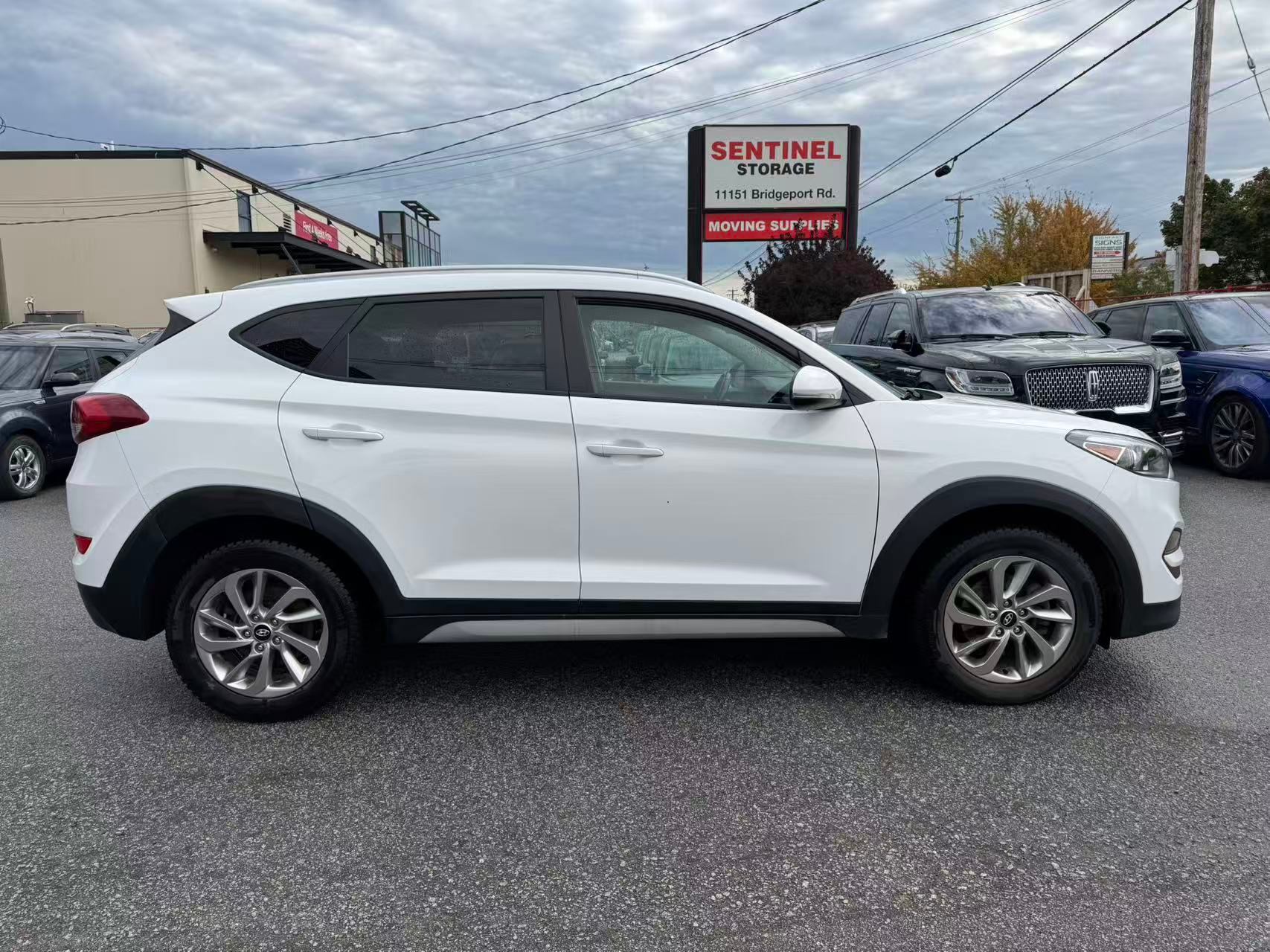 2017 Hyundai Tucson AWD 4dr 2.0L Premium. NO ACCIDENTS. BC LOCAL VEHICLE. FULL SERVICE RECORD., 温哥华, 全款车