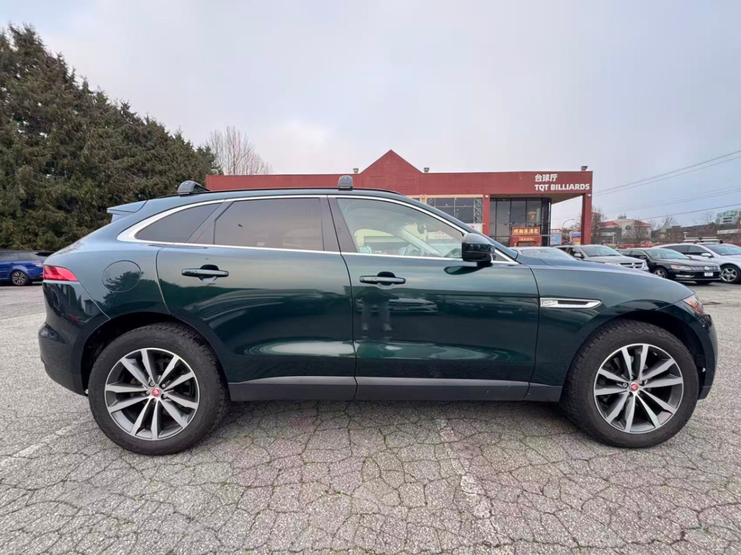 2017 Jaguar F-PACE AWD Prestige. LOCAL B..., Vancouver, Cash