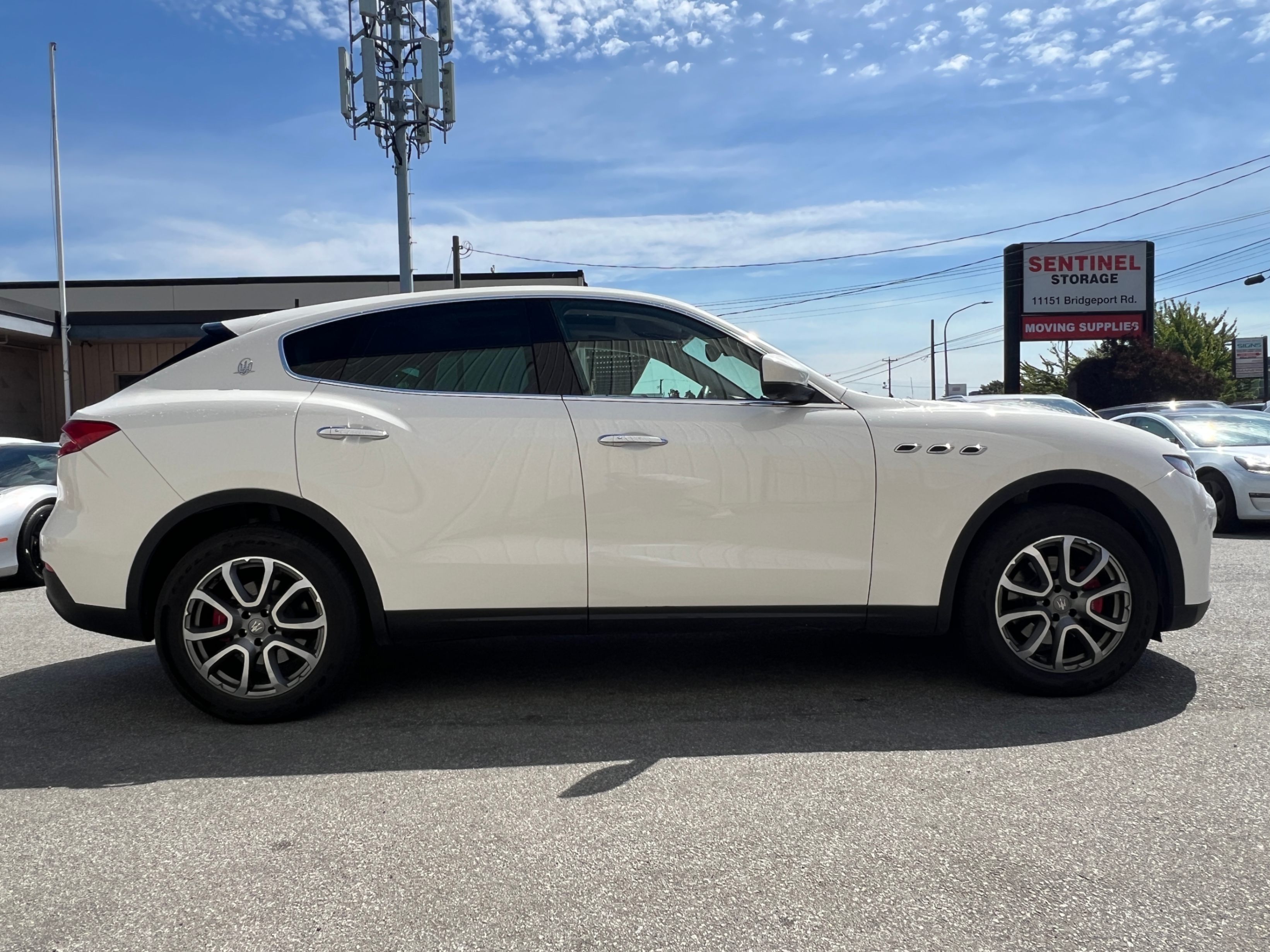2017 Maserati Levante 3.0L. BC LOCAL VEHICLE. LOW MILEAGE., Vancouver, Cash