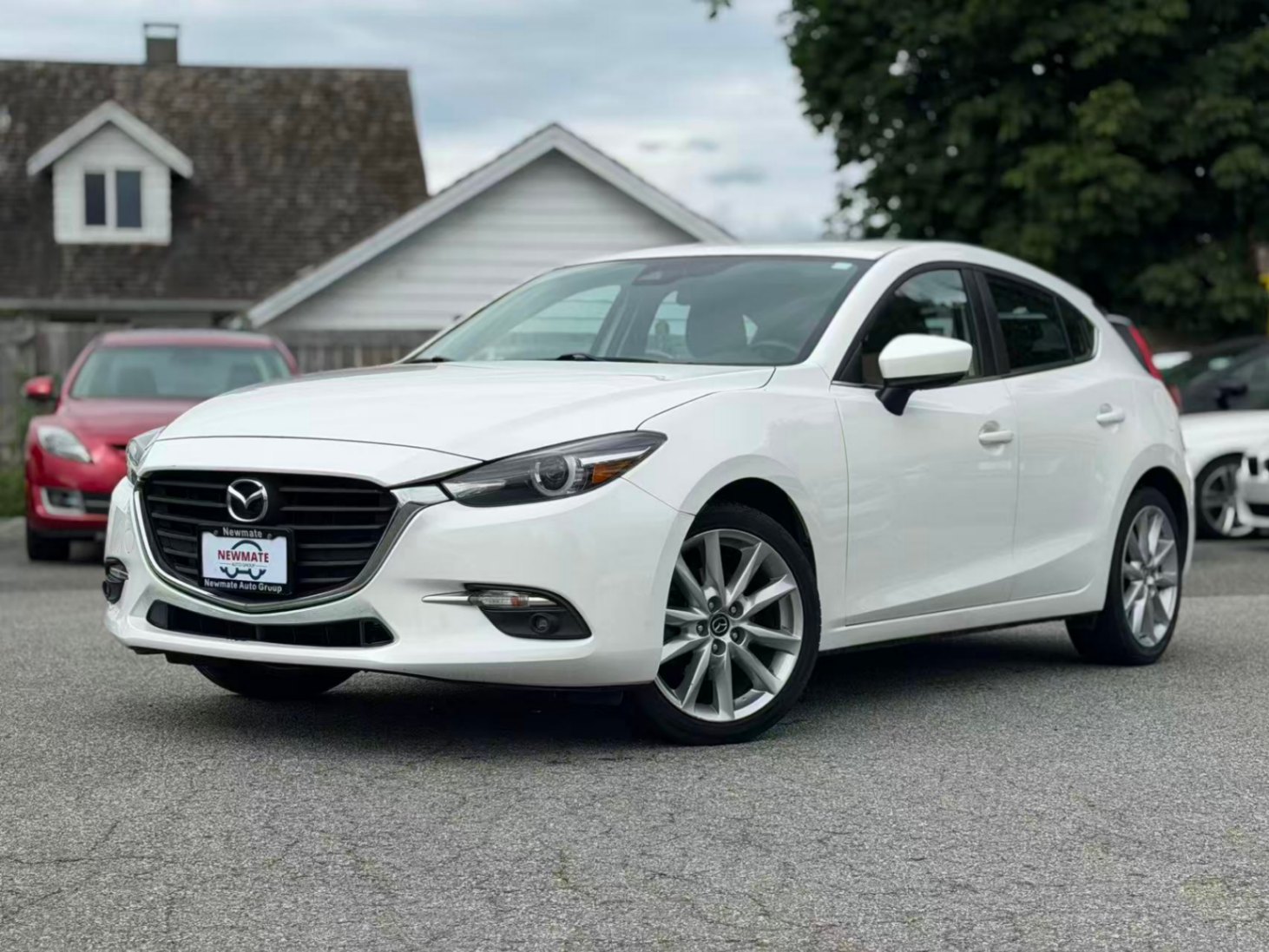 White 2017 Mazda MAZDA3 Hatchback Automatic