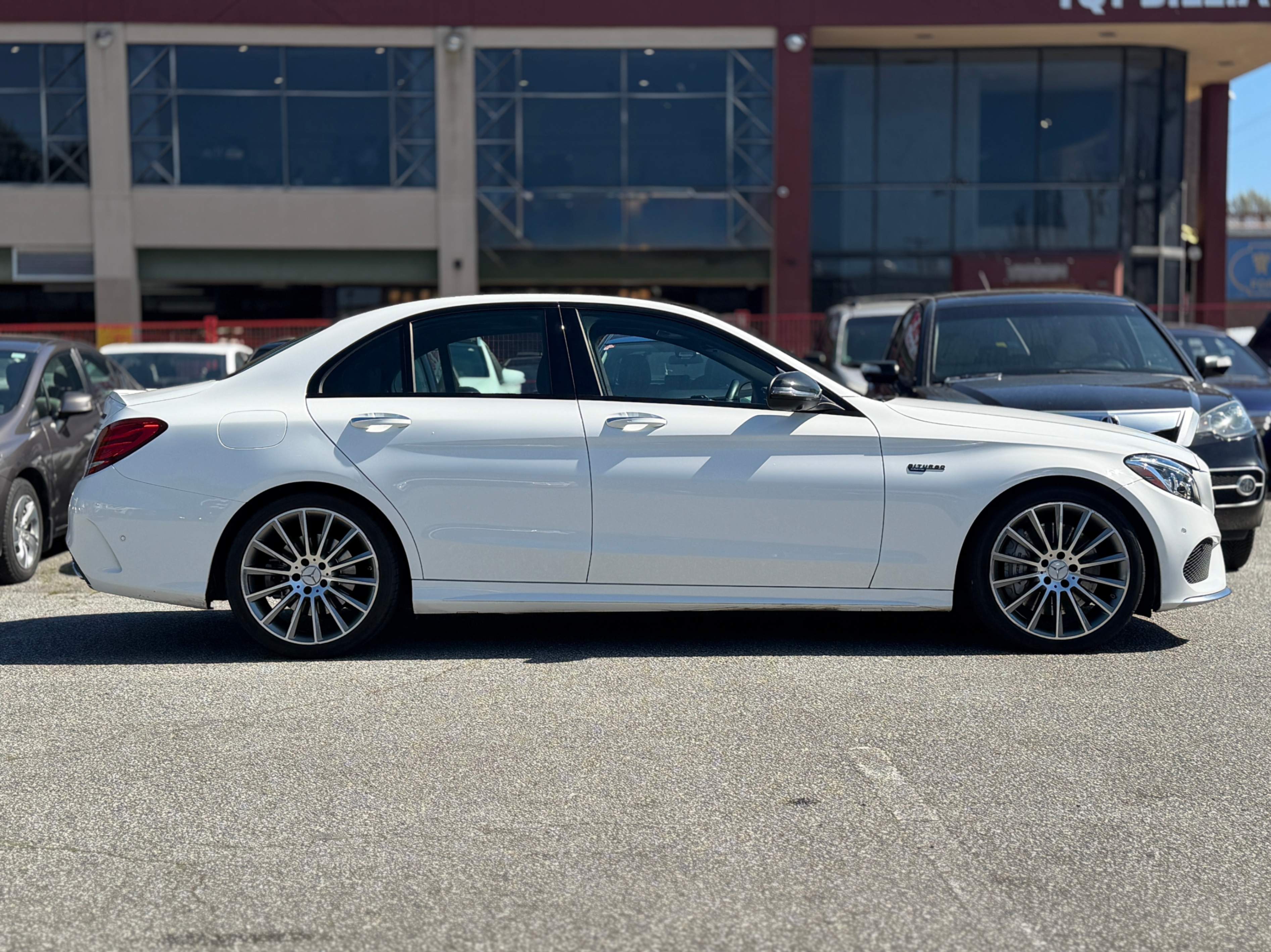 2017 Mercedes-Benz C-Class AMG C 43 4MATIC. LOCAL BC VEHICLE. LOW KILOMETRES., 温哥华, 全款车