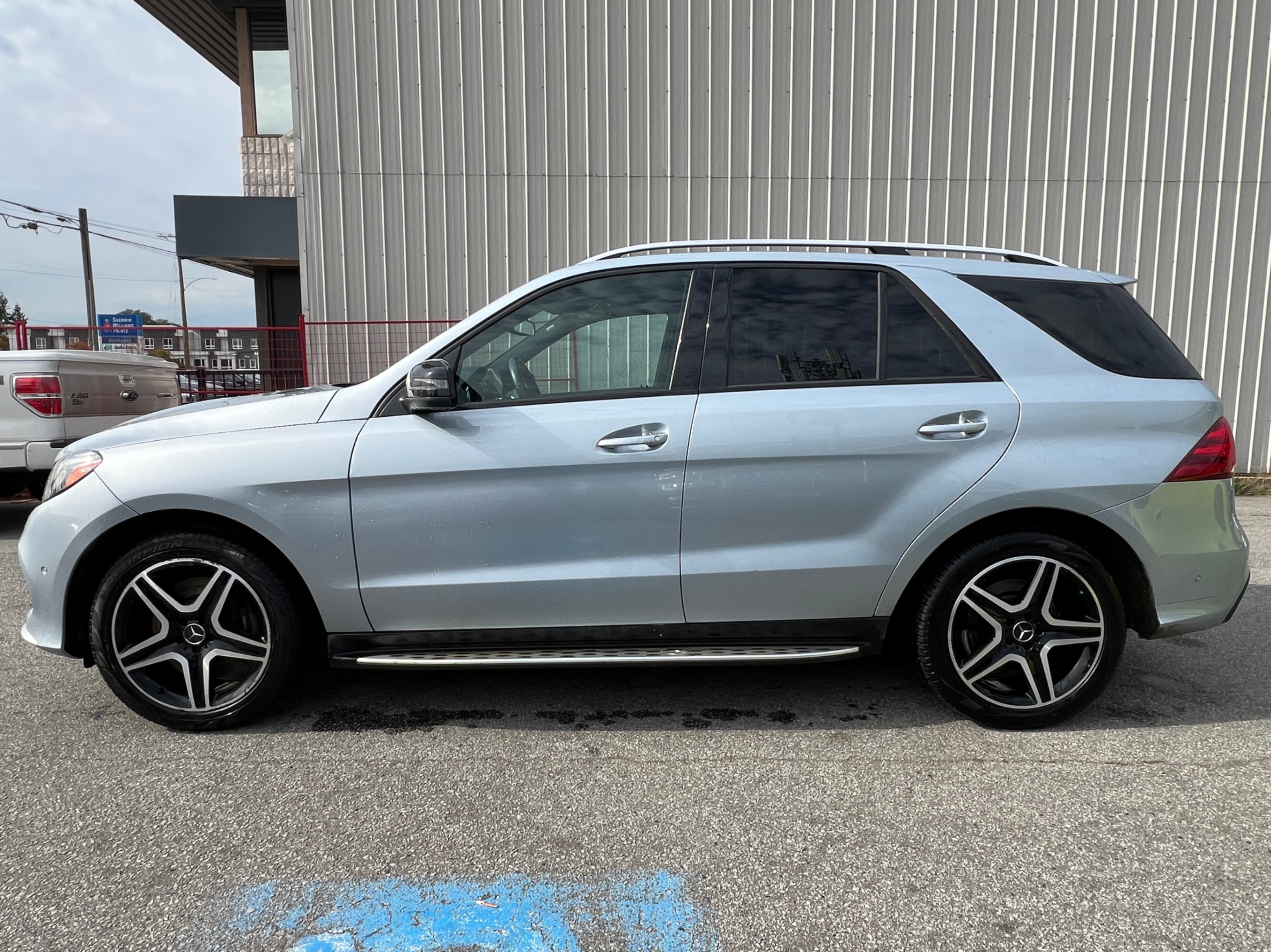 2017 Mercedes-Benz GLE-class 4MATIC 4dr AMG GLE 43. ONE OWNER. NO ACCIDENTS. BC LOCAL VEHICLE., 温哥华, 全款车