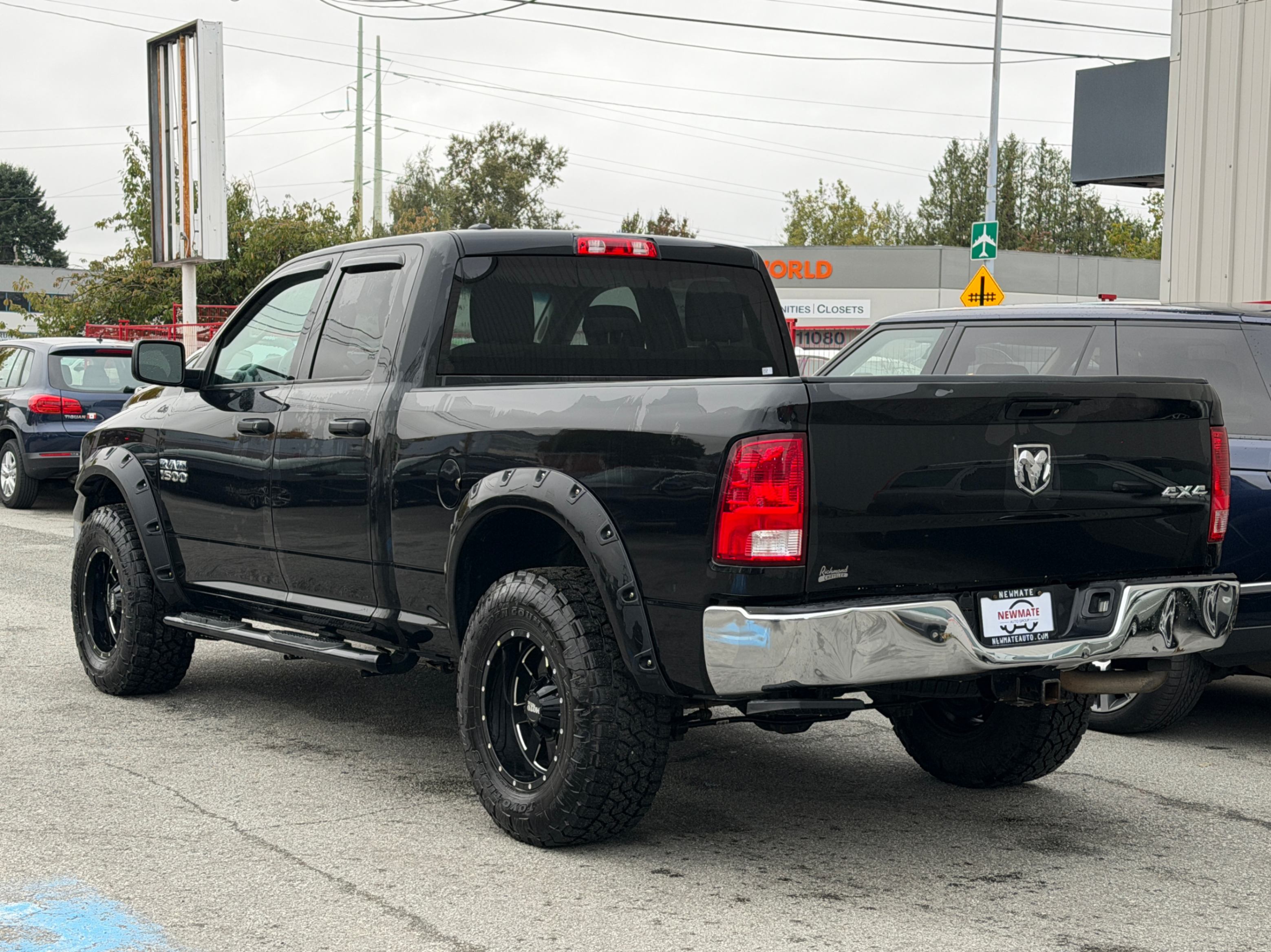 2017 Ram 1500 4WD Quad Cab 140.5" ST. NO ACCIDENTS. BC LOCAL VEHICLE., 温哥华, 全款车