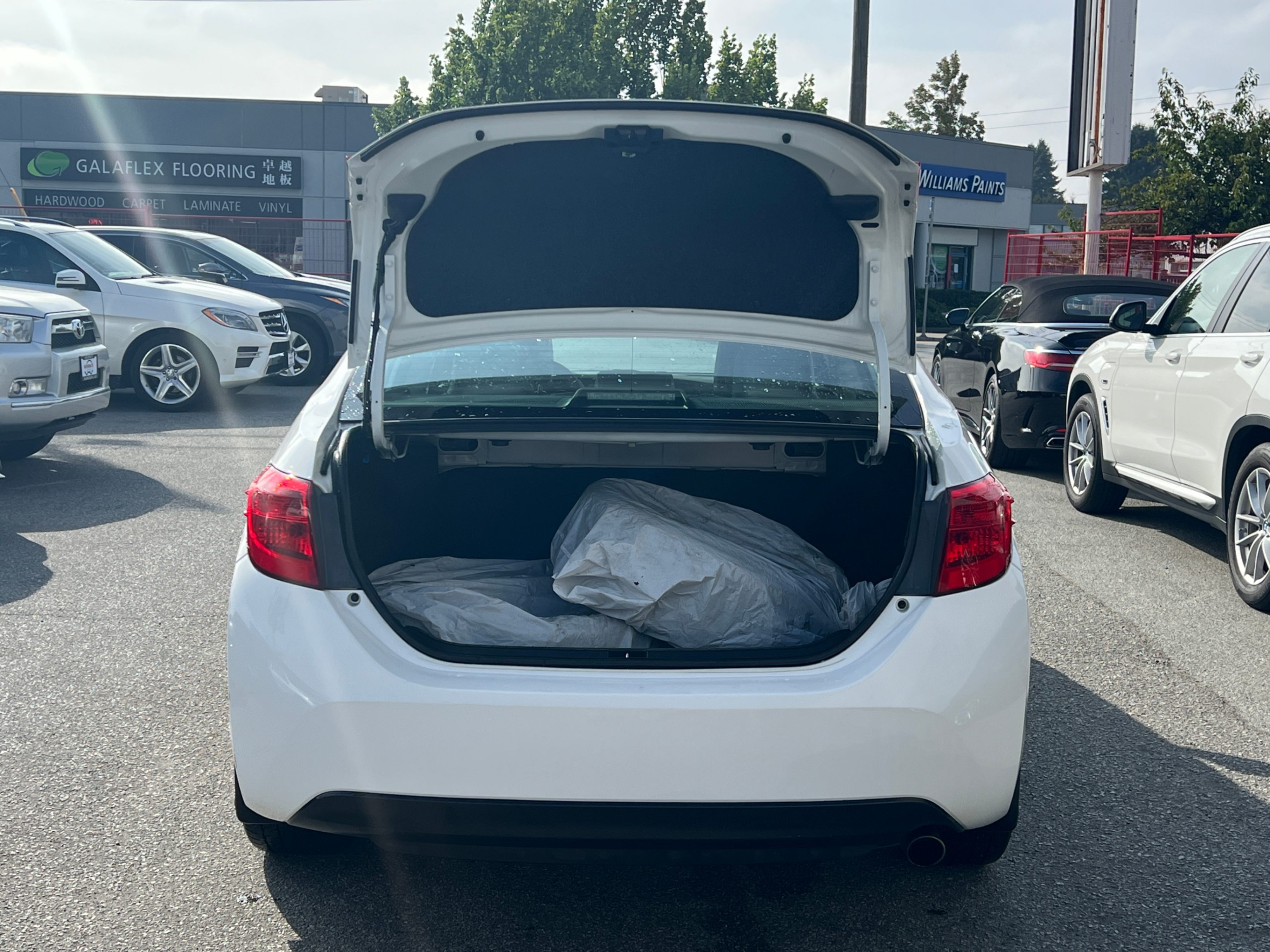 2017 Toyota Corolla 4dr Sdn SE., 温哥华, 全款车