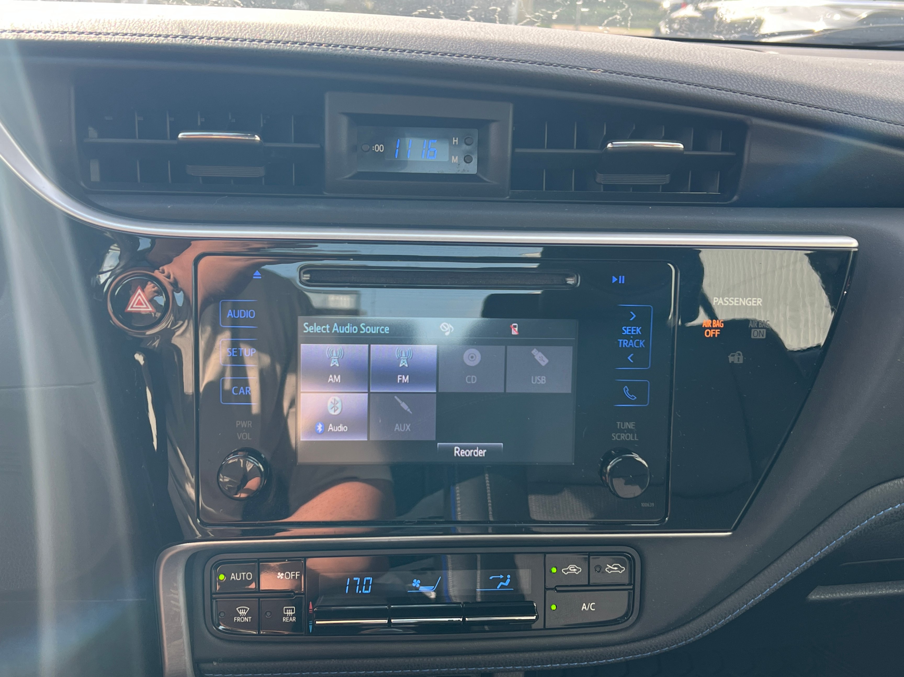 2017 Toyota Corolla 4dr Sdn SE., 温哥华, 全款车