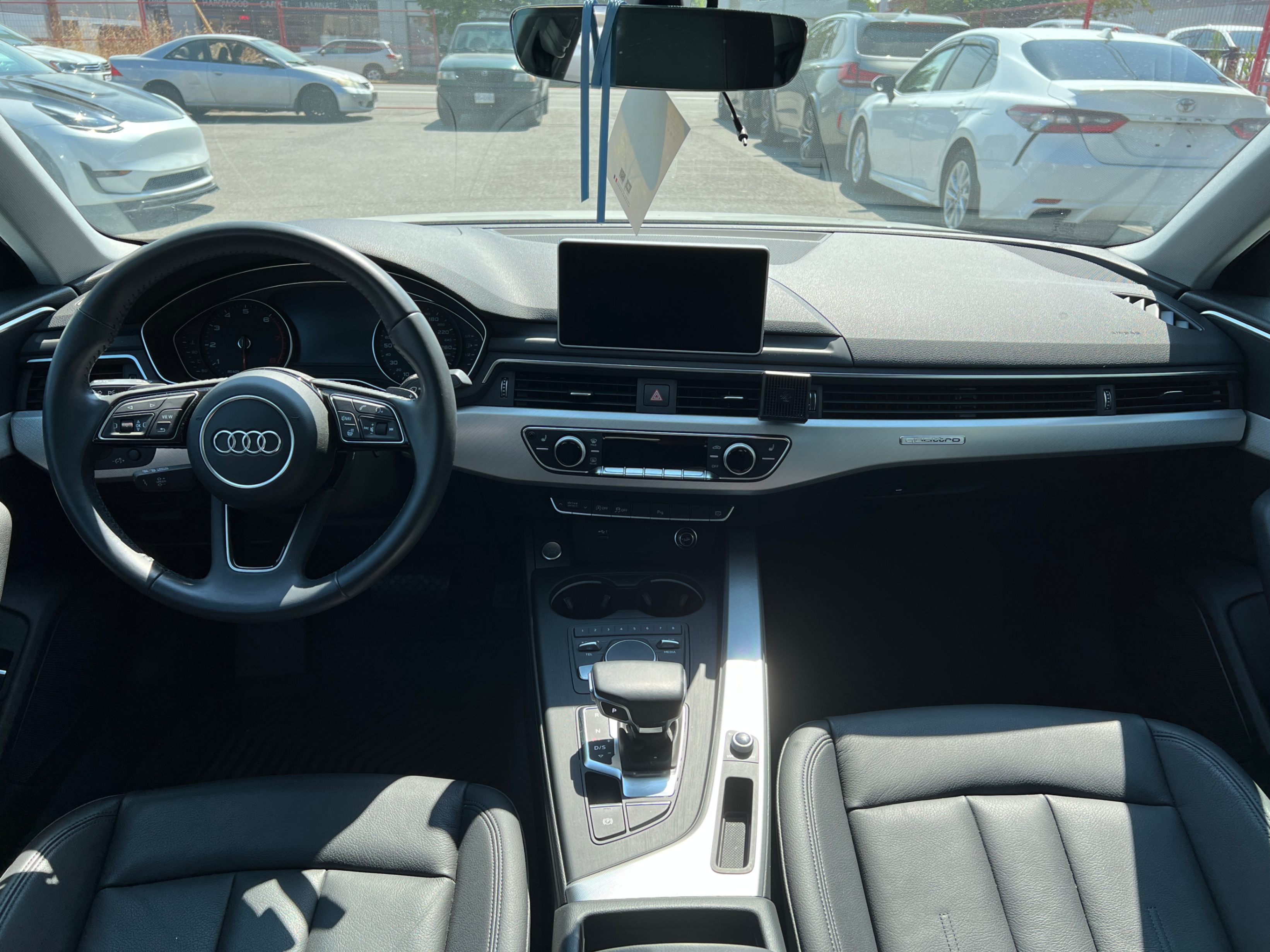 2018 Audi A4 2.0 TFSI quattro Progressiv. BC LOCAL VEHICLE. NO ACCIDENTS., Vancouver, Cash