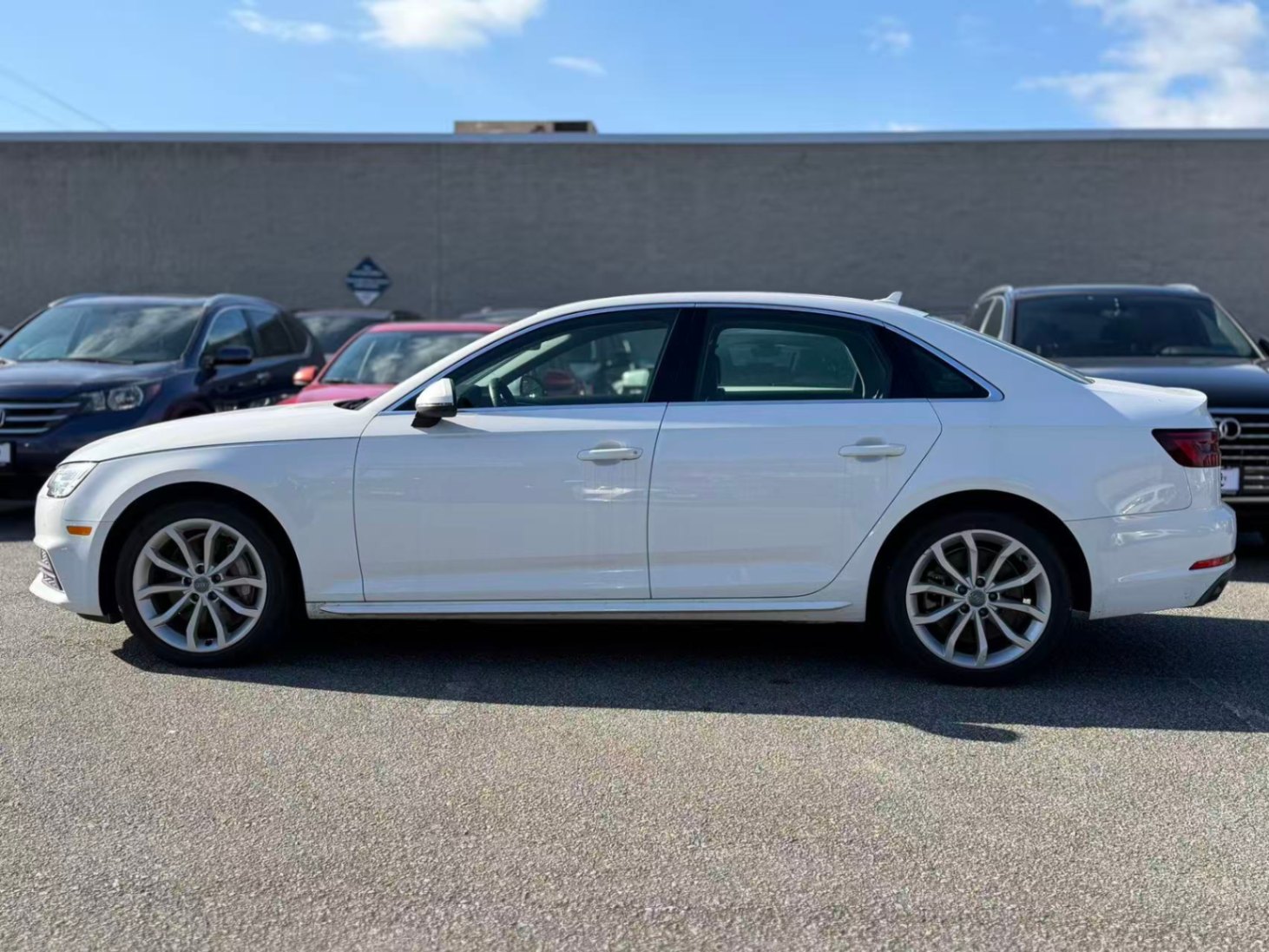 2018 Audi A4 quattro Progressiv. LOCAL B..., Vancouver, Cash