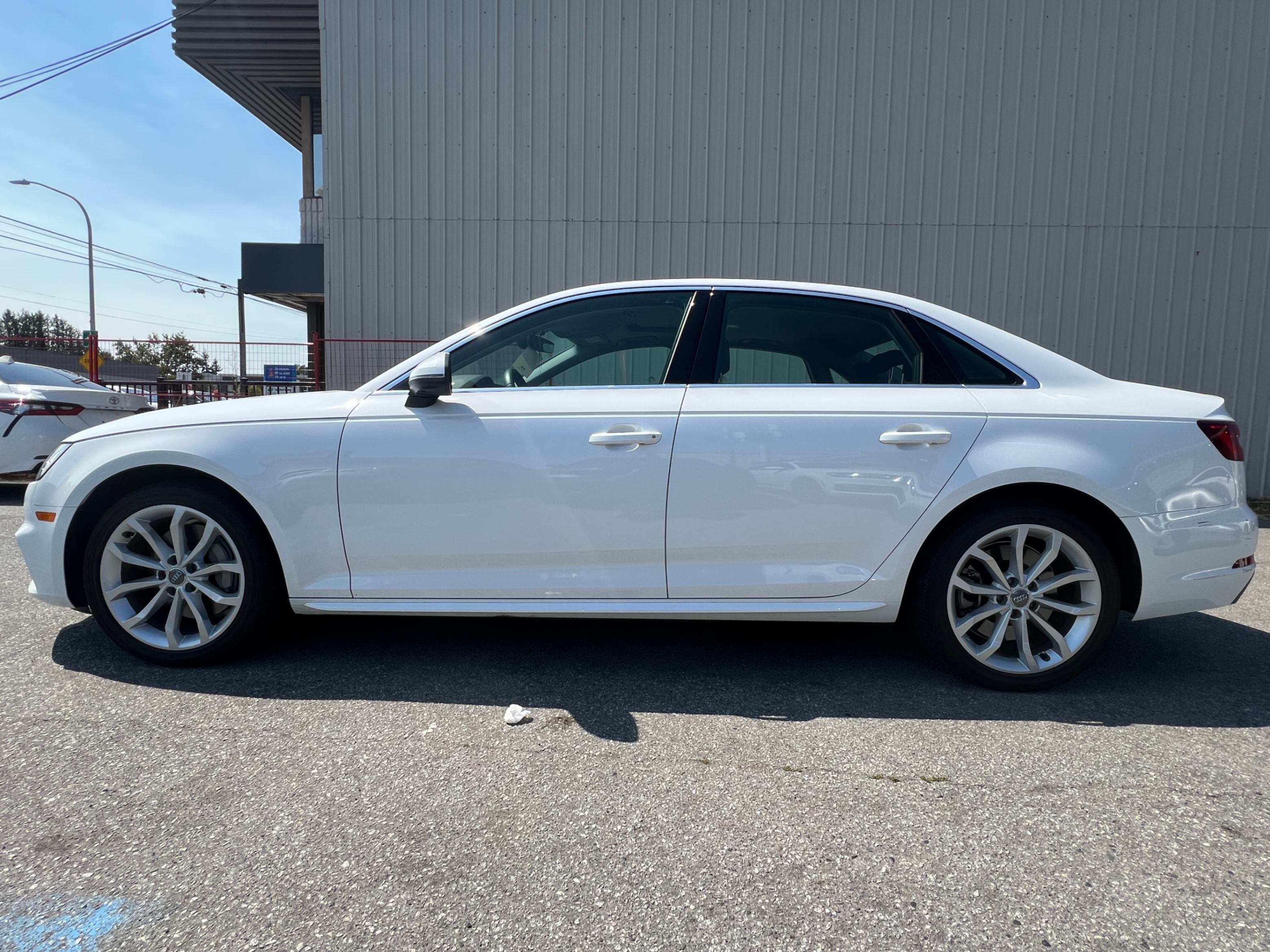 2018 Audi A4 2.0 TFSI quattro Progressiv. BC LOCAL VEHICLE. NO ACCIDENTS., Vancouver, Cash