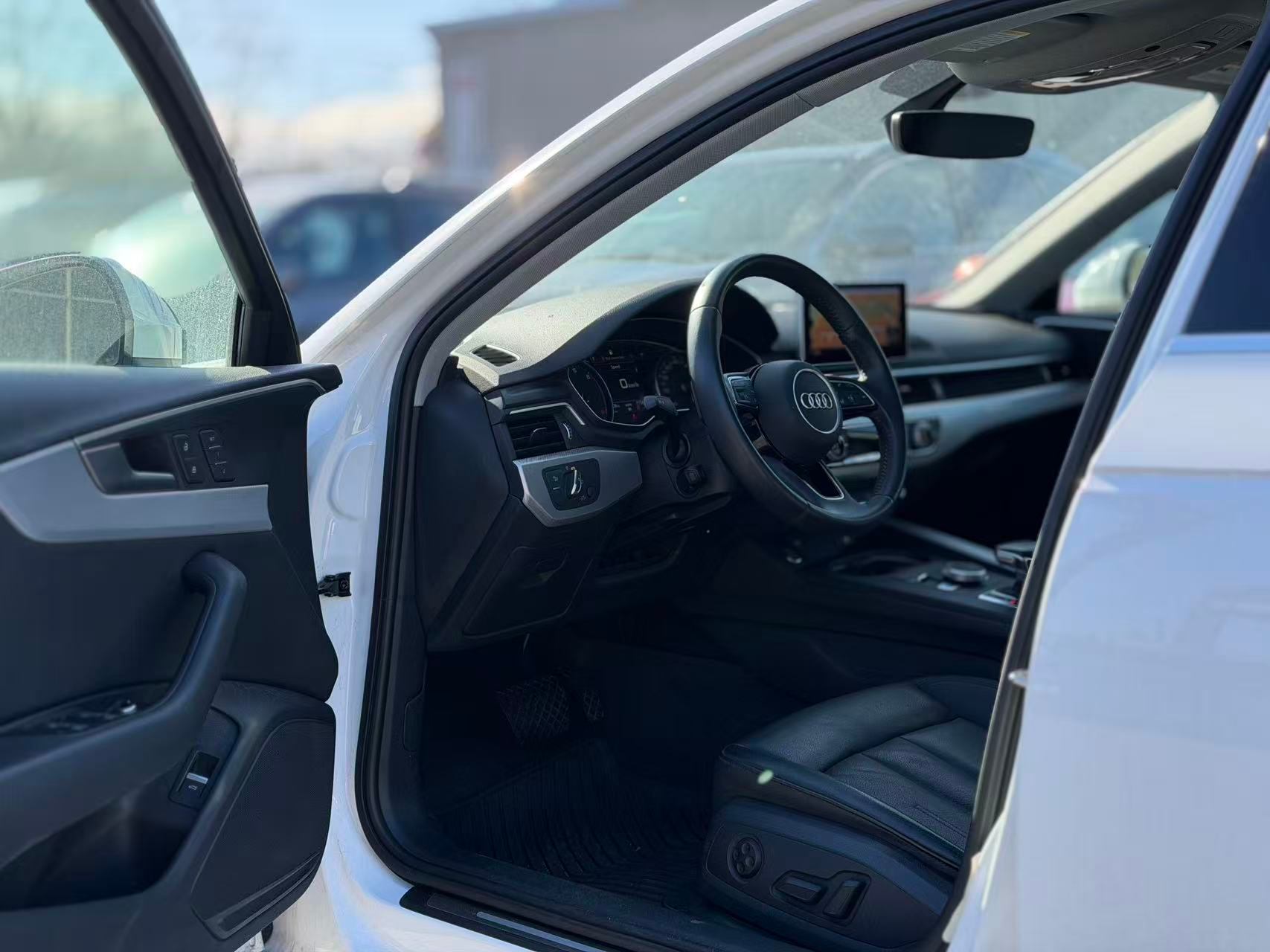 2018 Audi A4 quattro Progressiv. LOCAL B..., Vancouver, Cash