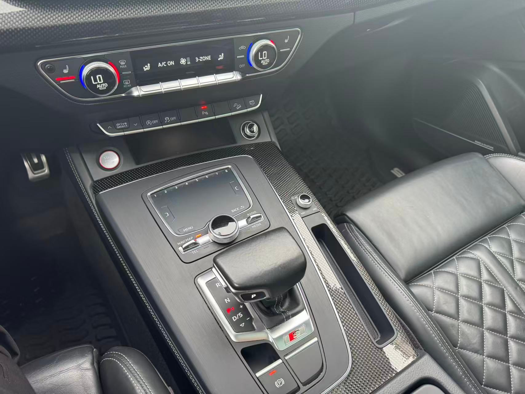 2018 Audi SQ5 3.0 TFSI quattro Technik tiptronic. BC LOCAL VEHICLE., Vancouver, Cash