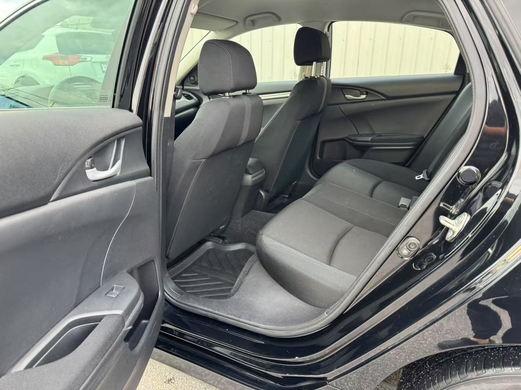 2018 Honda Civic SE CVT. BC LOCAL VEHICLE., Vancouver, Cash