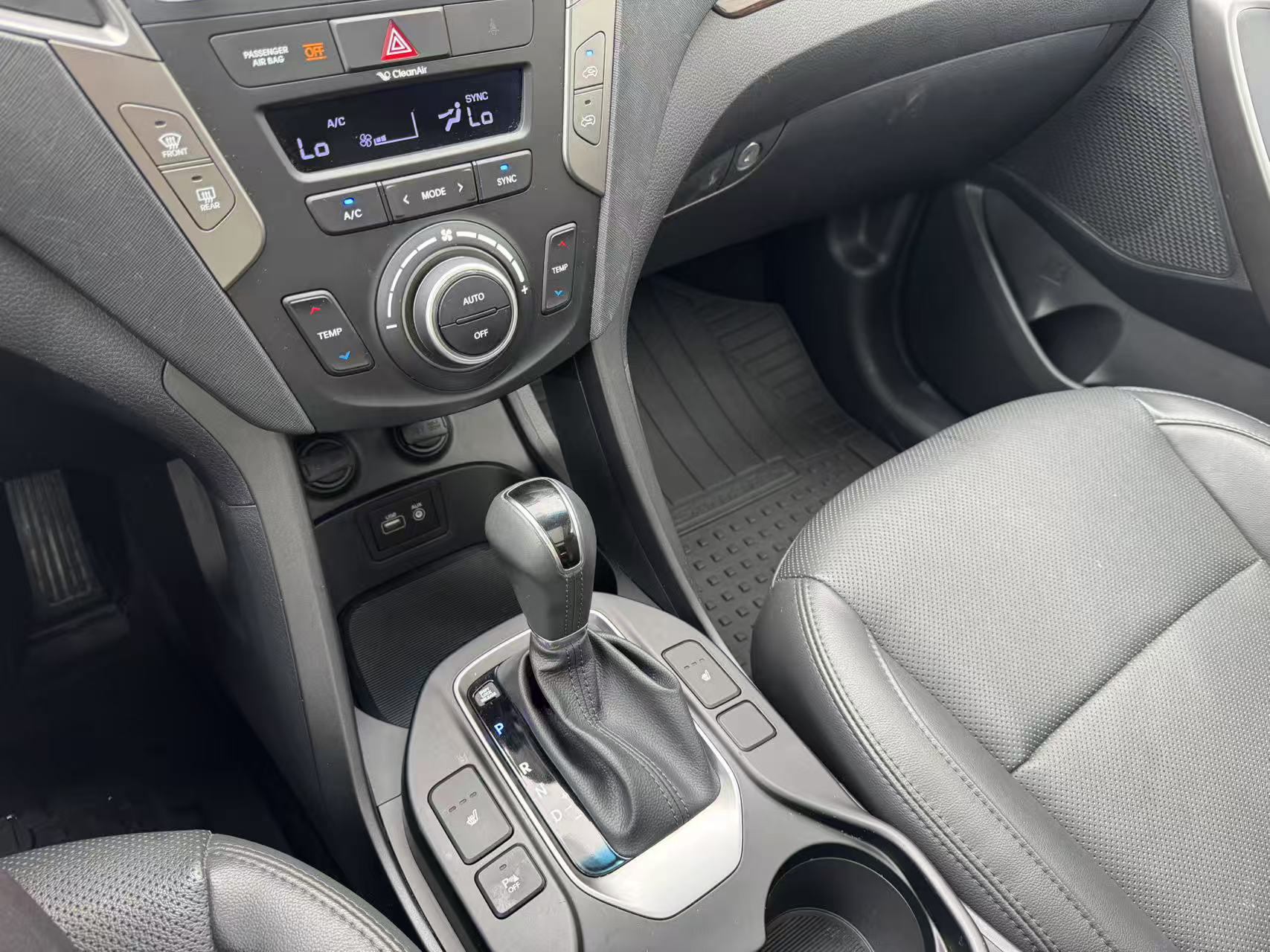 2018 Hyundai Santa Fe Sport 2.4L SE AWD. No Accident. BC Local Car., 温哥华, 全款车