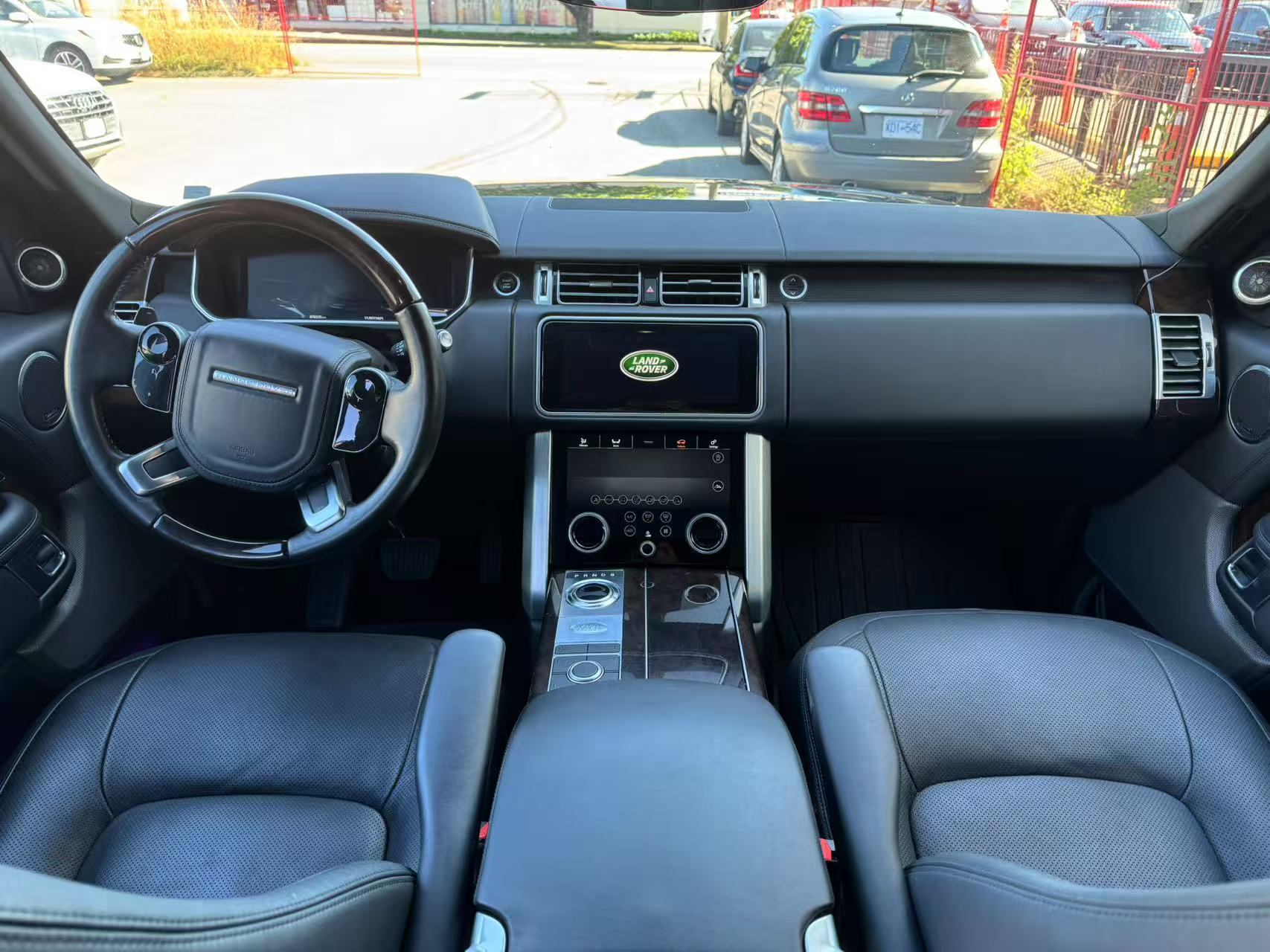 2018 Land Rover Range Rover V8 Supercharged LWB. BC LOCAL VEHICLE., Vancouver, Cash