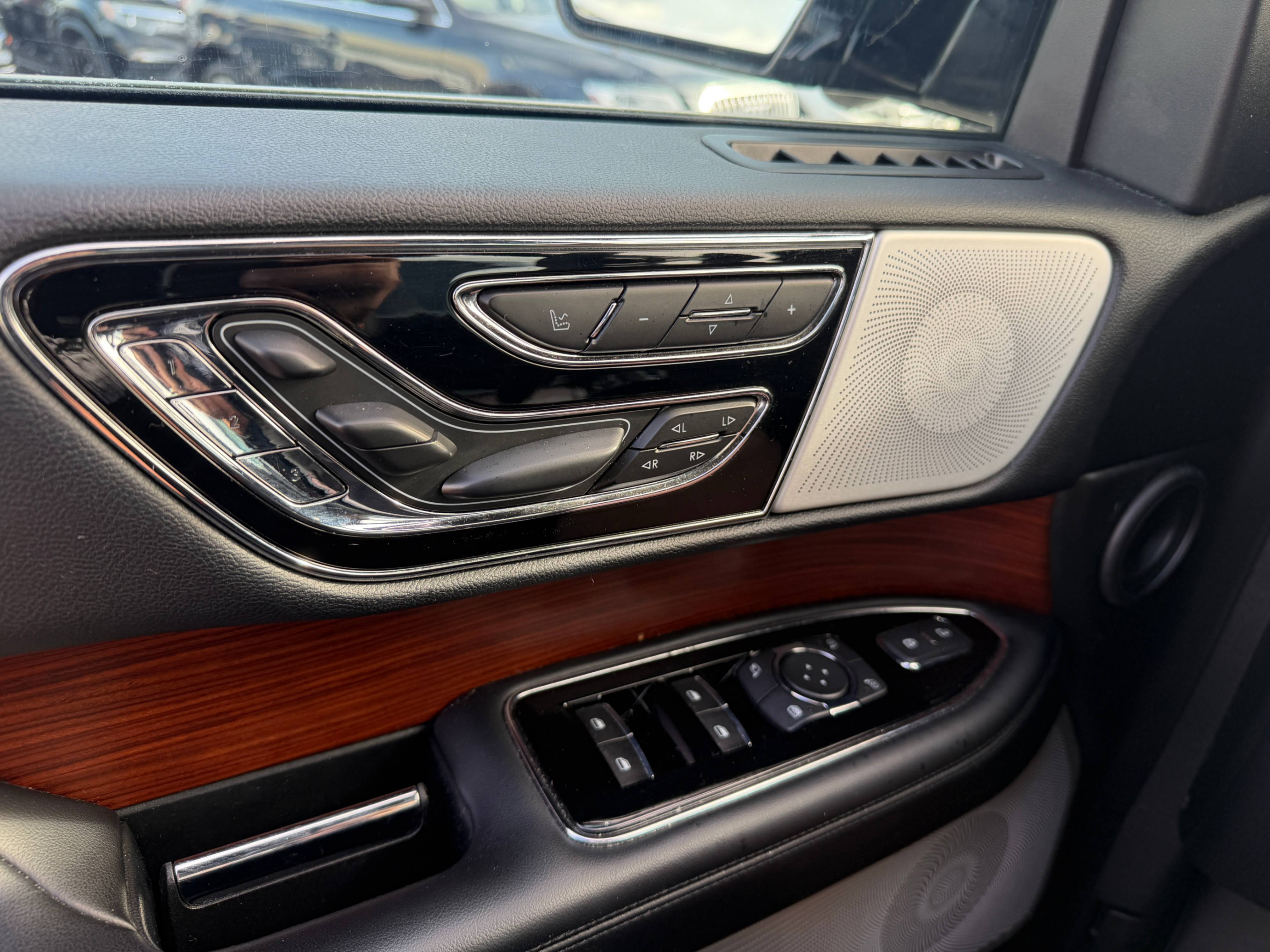 2018 Lincoln Navigator L 4x4 Reserve. NO ACCIDENTS. BC LOCAL VEHICLE., 温哥华, 全款车