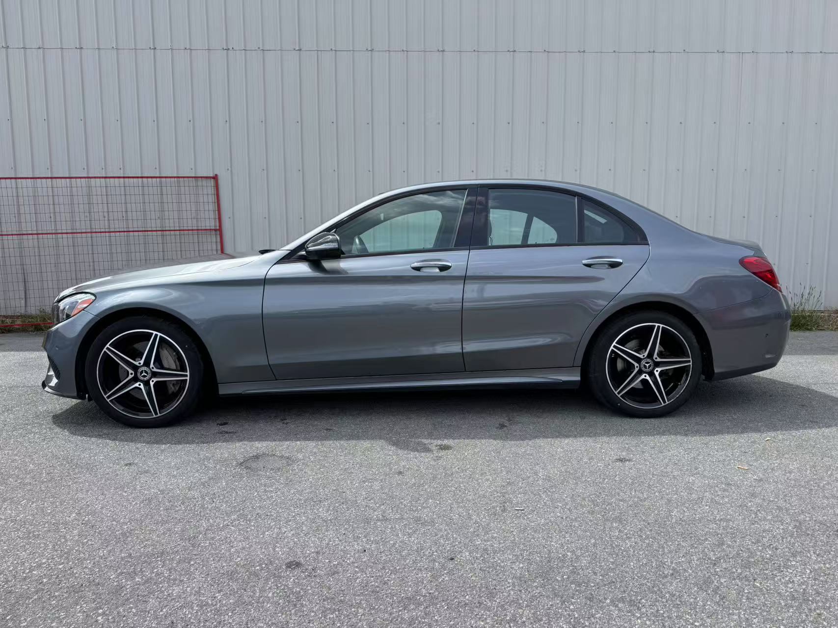 2018 Mercedes-Benz C-Class C 300 4MATIC Sedan, Vancouver, Cash