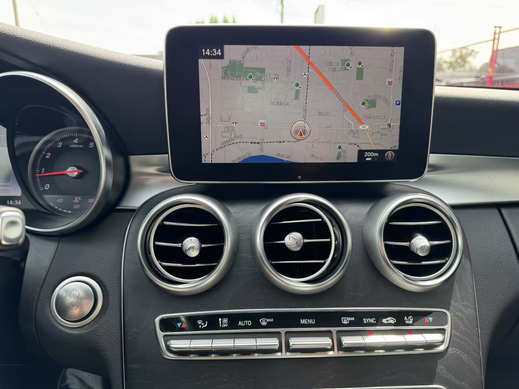 2018 Mercedes-Benz C-Class C 300 4MATIC Sedan, Vancouver, Cash