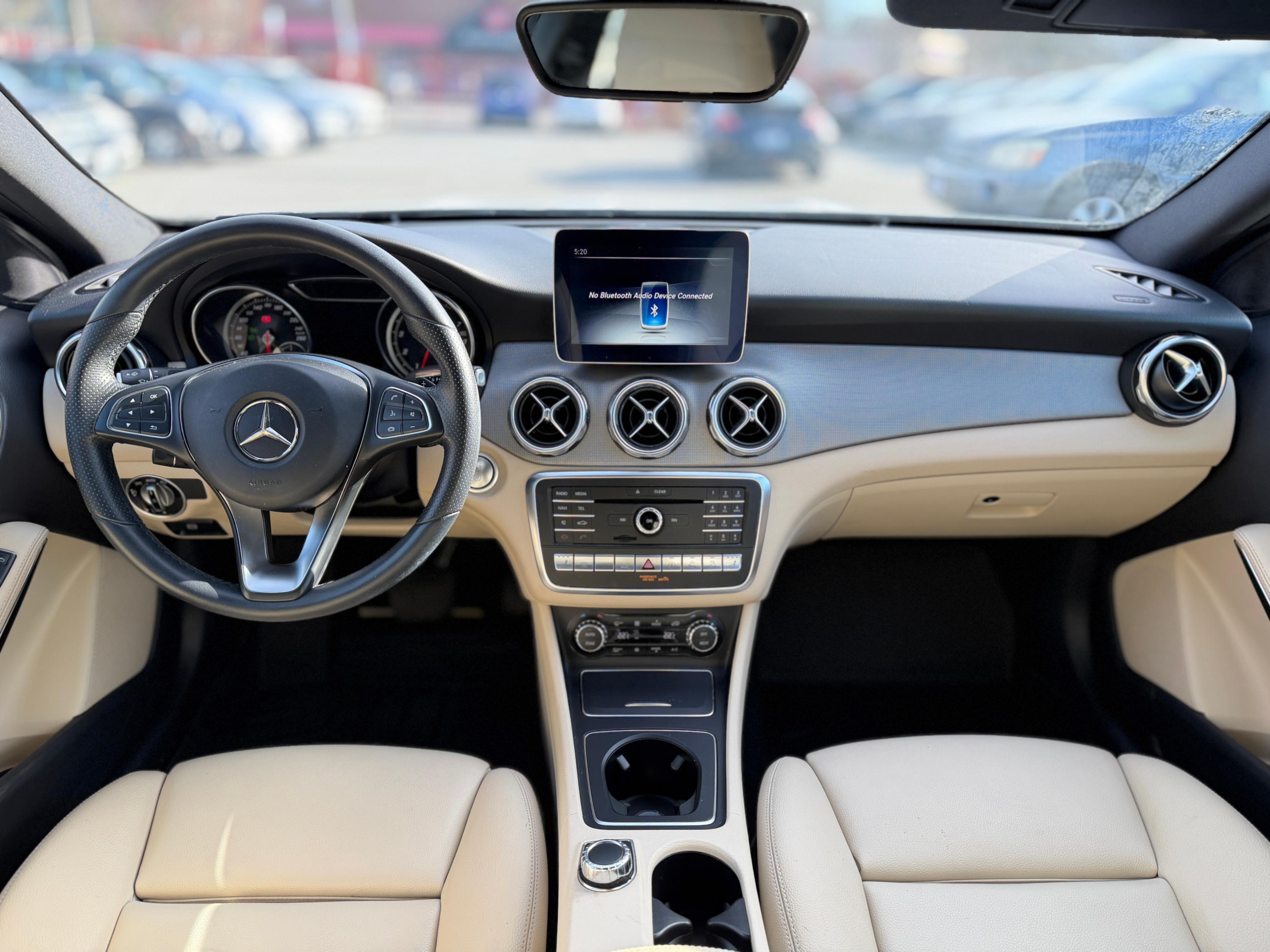 2018 Mercedes-Benz GLA-Class GLA 250 4MATIC. LOCAL BC VEHICLE. LOW ON MILEAGE., 温哥华, 全款车