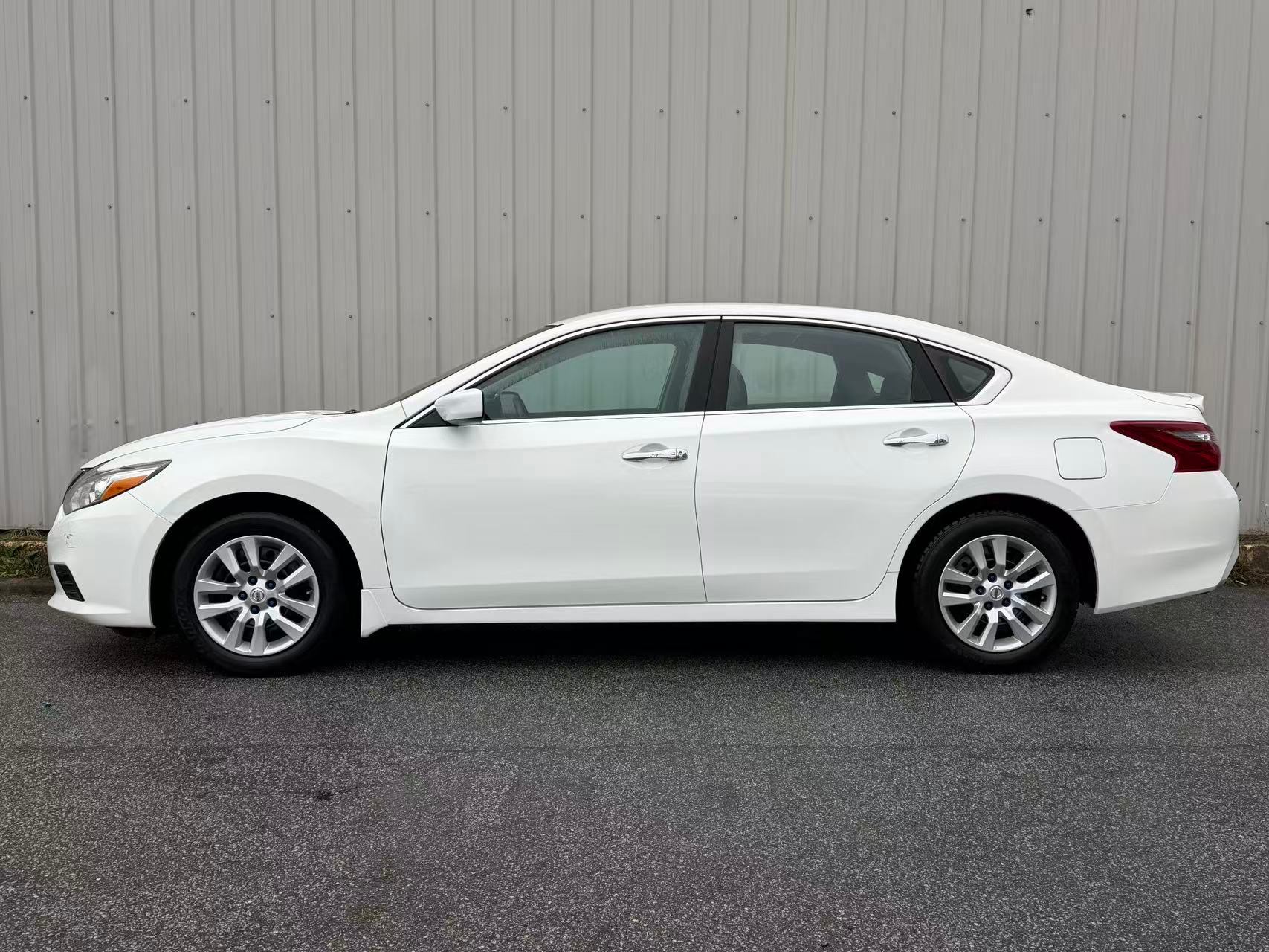 2018 Nissan Altima 2.5 SV. LOW MILEAGE., Vancouver, Cash