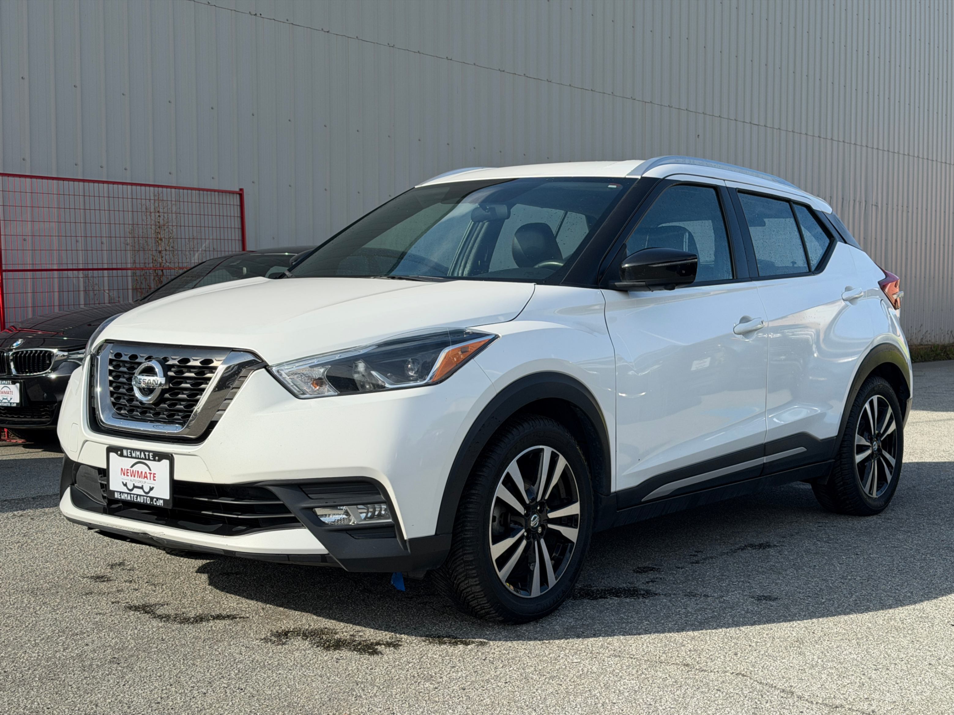 2018 Nissan Kicks SL. BC LOCAL VEHICLE. REBUILT TITLE*, Vancouver, Cash