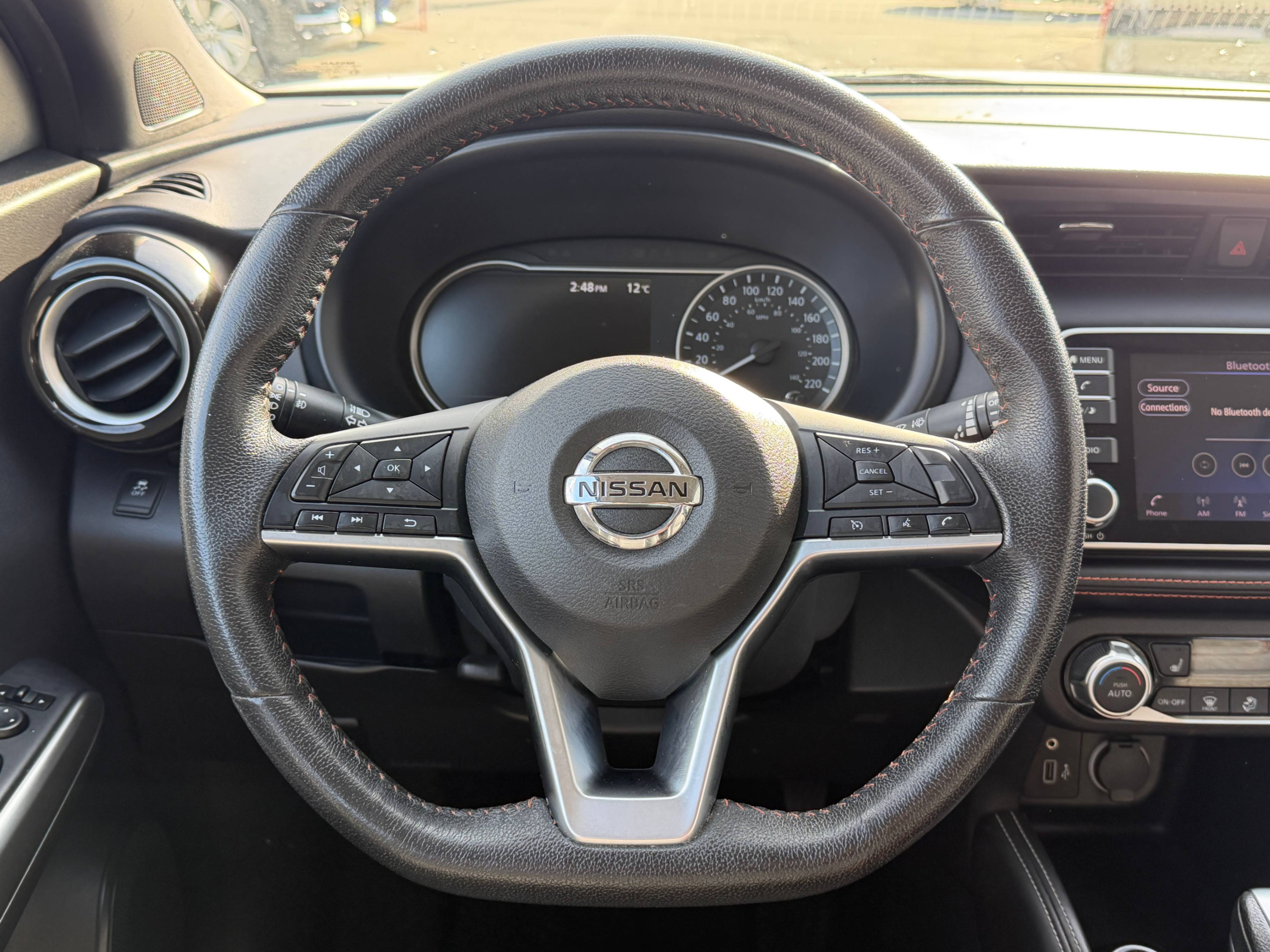 2018 Nissan Kicks SL. BC LOCAL VEHICLE. REBUILT TITLE*, Vancouver, Cash