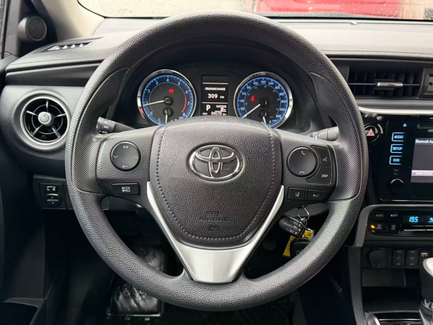 2018 Toyota Corolla LE. LOCAL BC VEHICLE., Vancouver, Cash