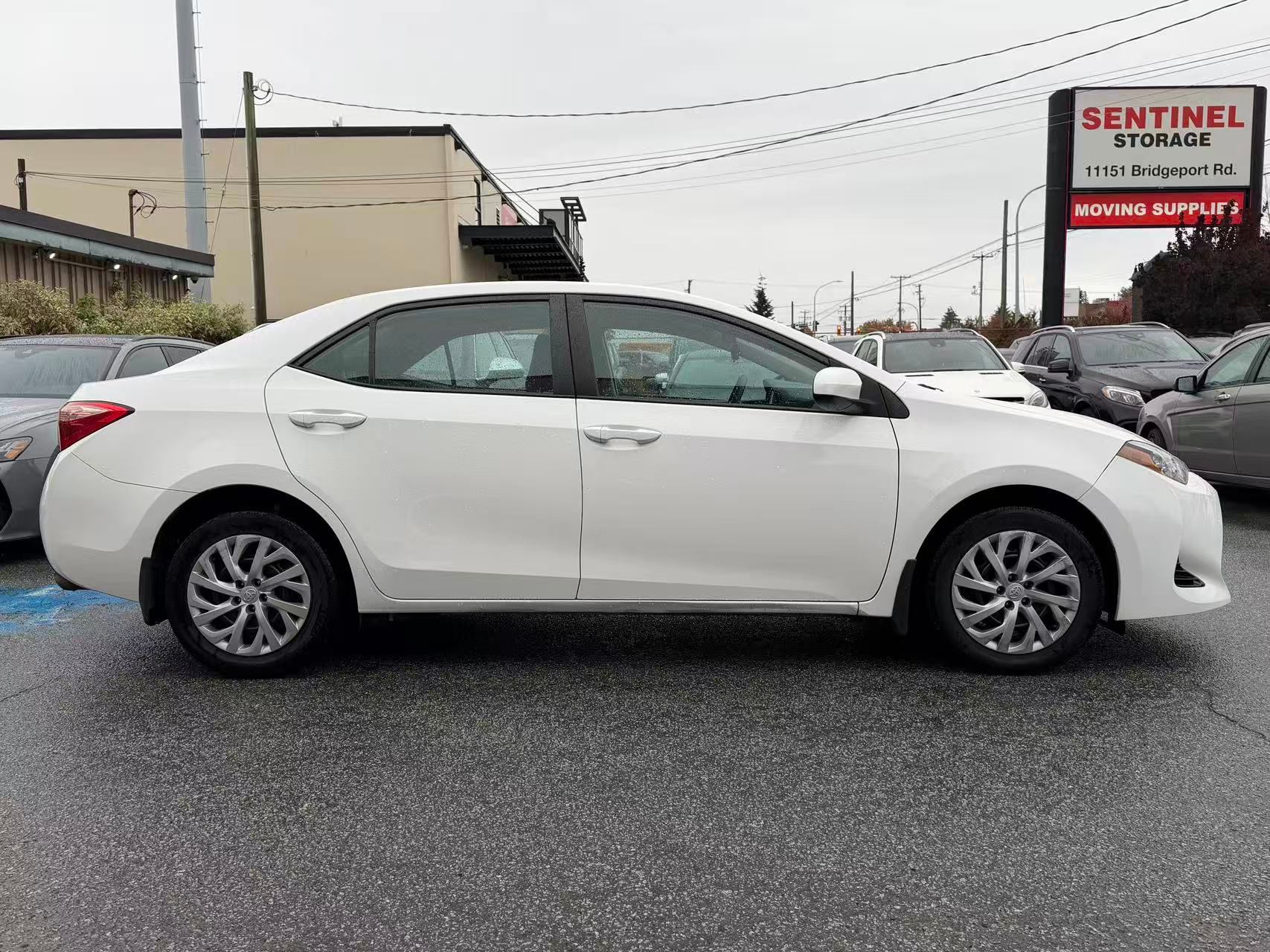 2018 Toyota Corolla LE. LOCAL BC VEHICLE., Vancouver, Cash