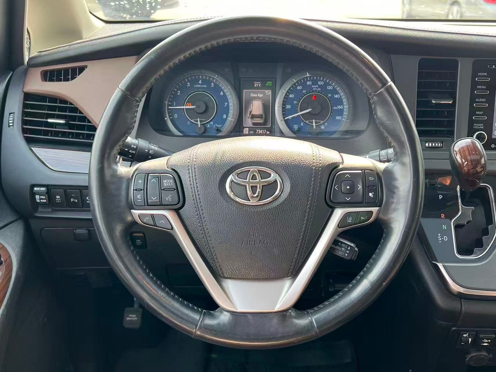2018 Toyota Sienna XLE 7-Passenger AWD, 温哥华, 全款车
