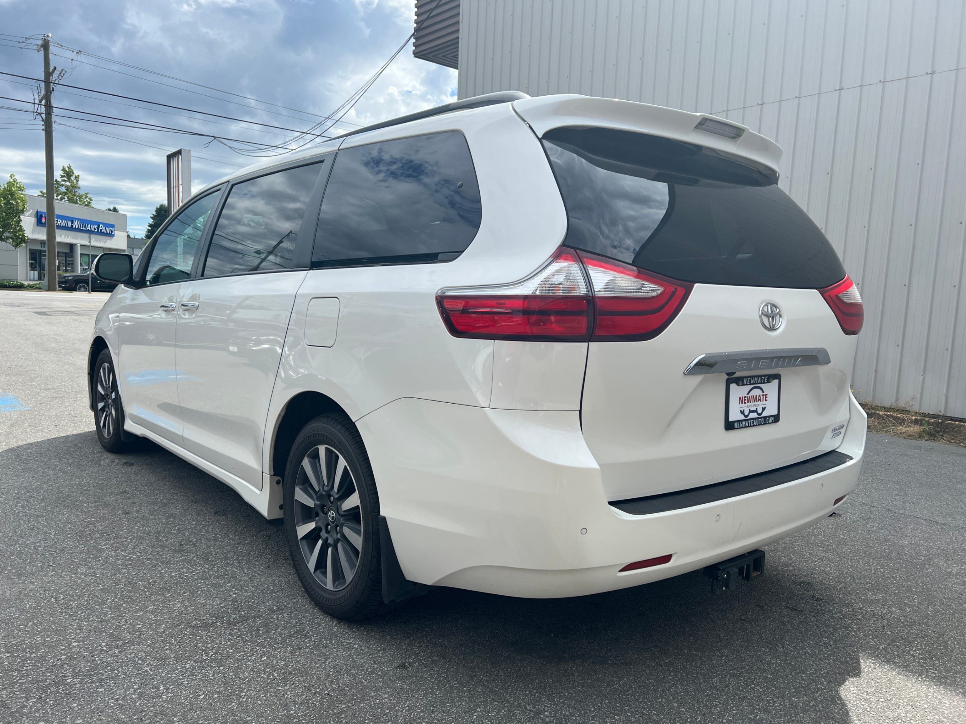 2018 Toyota Sienna LIMITED 7-Passenger AWD. FULLY LOADED. BC LOCAL VEHICLE., Vancouver, Cash