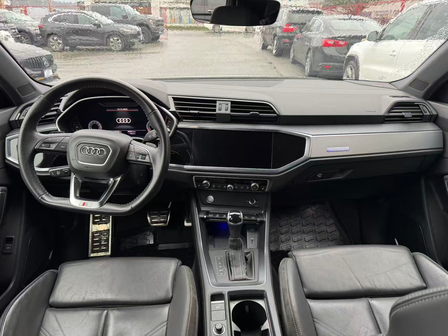 2019 Audi Q3 2.0 TFSI quattro Technik Tiptronic. LOCAL BC VEHICLE., Vancouver, Cash