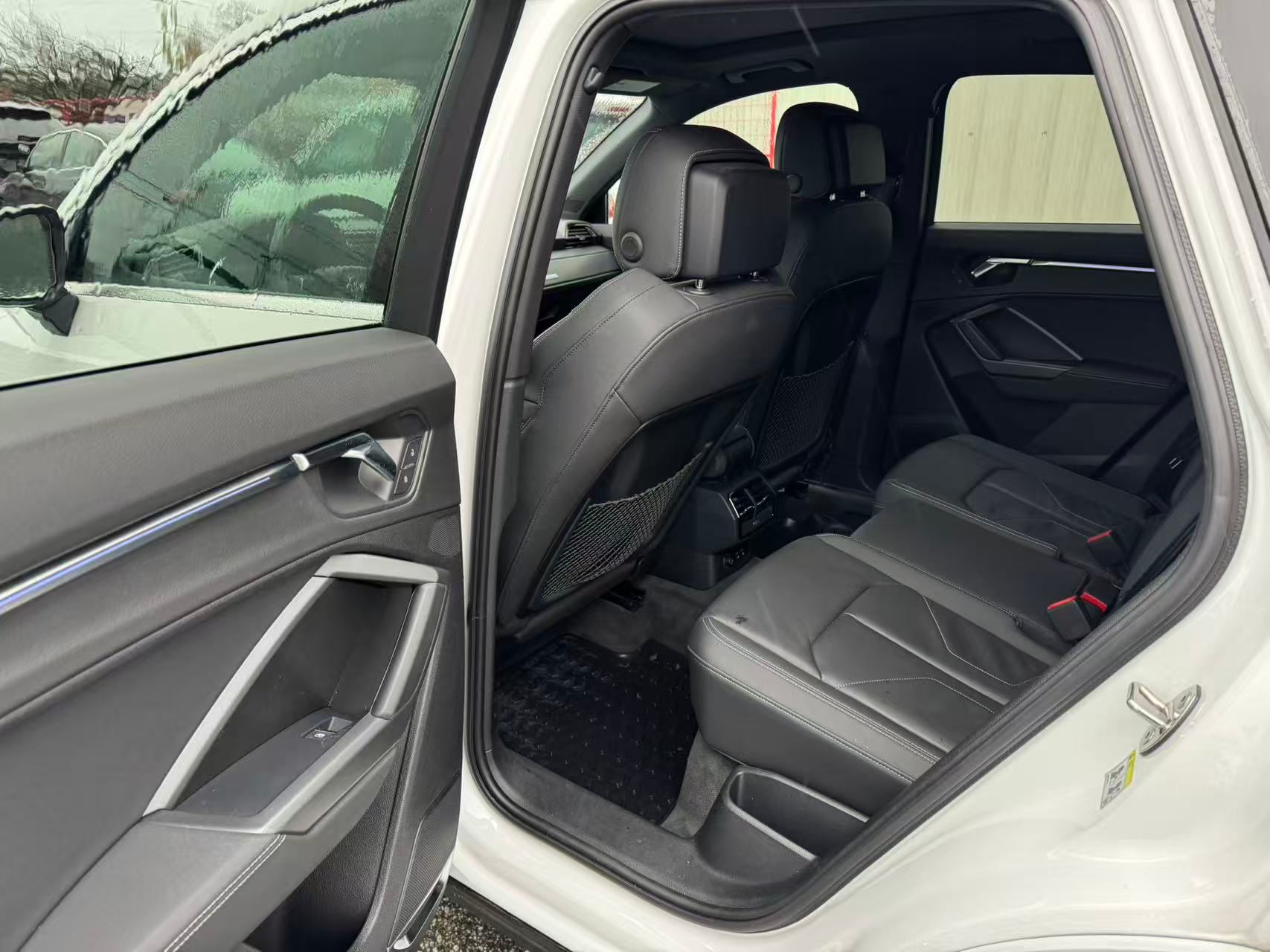 2019 Audi Q3 2.0 TFSI quattro Technik Tiptronic. LOCAL BC VEHICLE., Vancouver, Cash