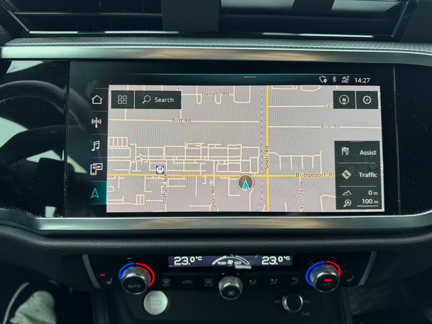 2019 Audi Q3 2.0 TFSI quattro Technik Tiptronic. LOCAL BC VEHICLE., Vancouver, Cash