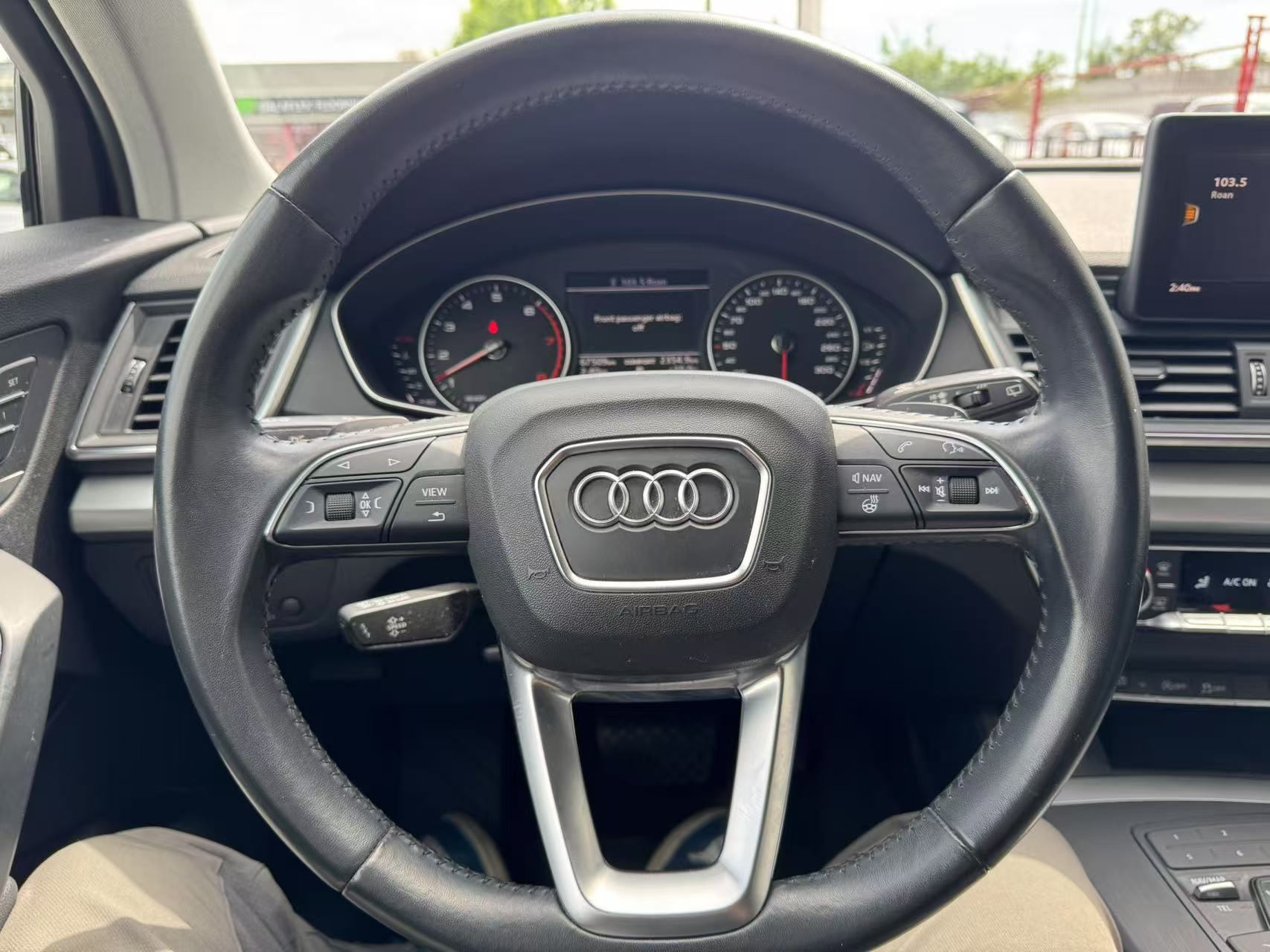 2019 Audi Q5 45 TFSI quattro. BC LOCAL VEHICLE. FULL SERVICED., Vancouver, Cash