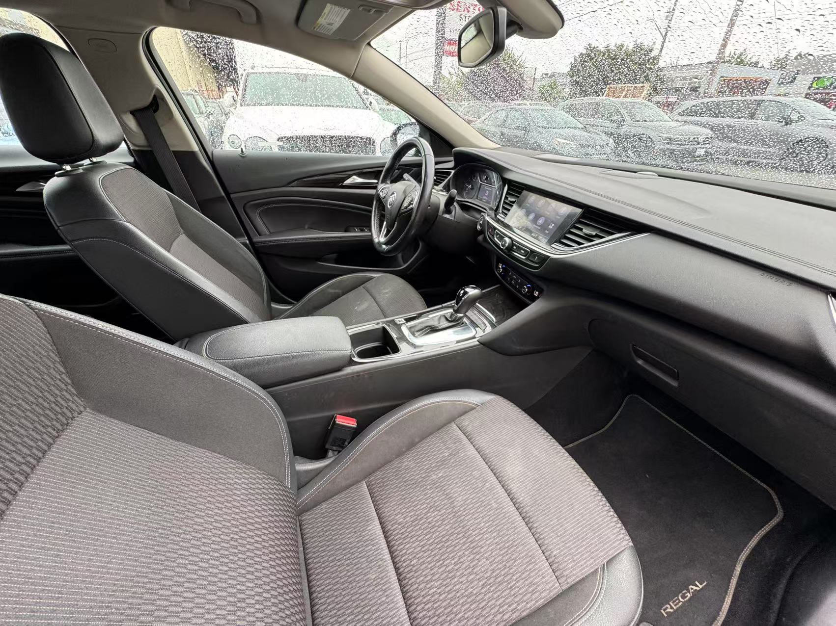 2019 Buick Regal Sportback 4dr Sdn Preferred II. NO ACCIDENTS. FULL SERVICED., Vancouver, Cash