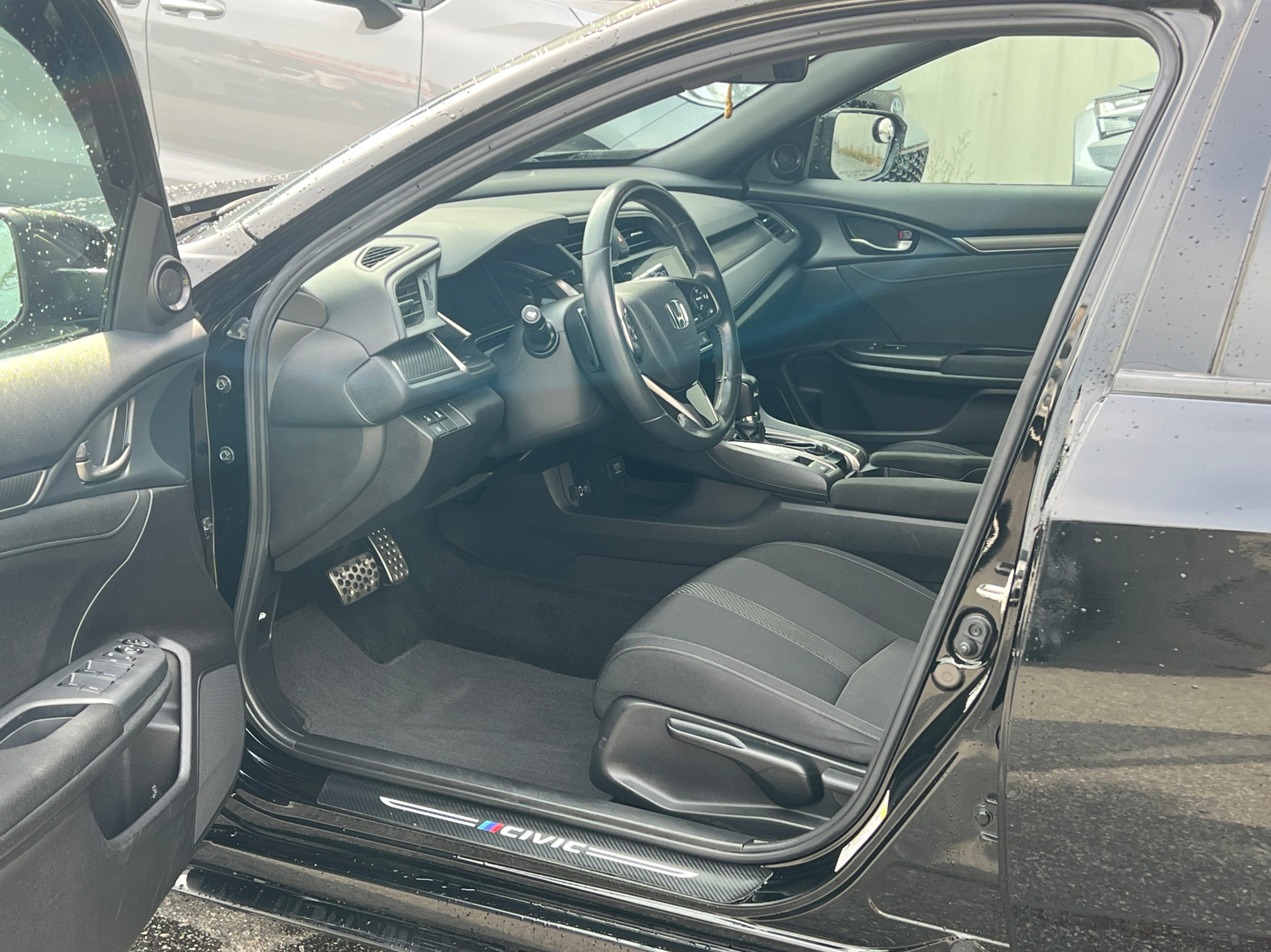 2019 Honda Civic Sport Hatchback. BC LOCAL VEHICLE. REBUILT TITLE*, Vancouver, Cash