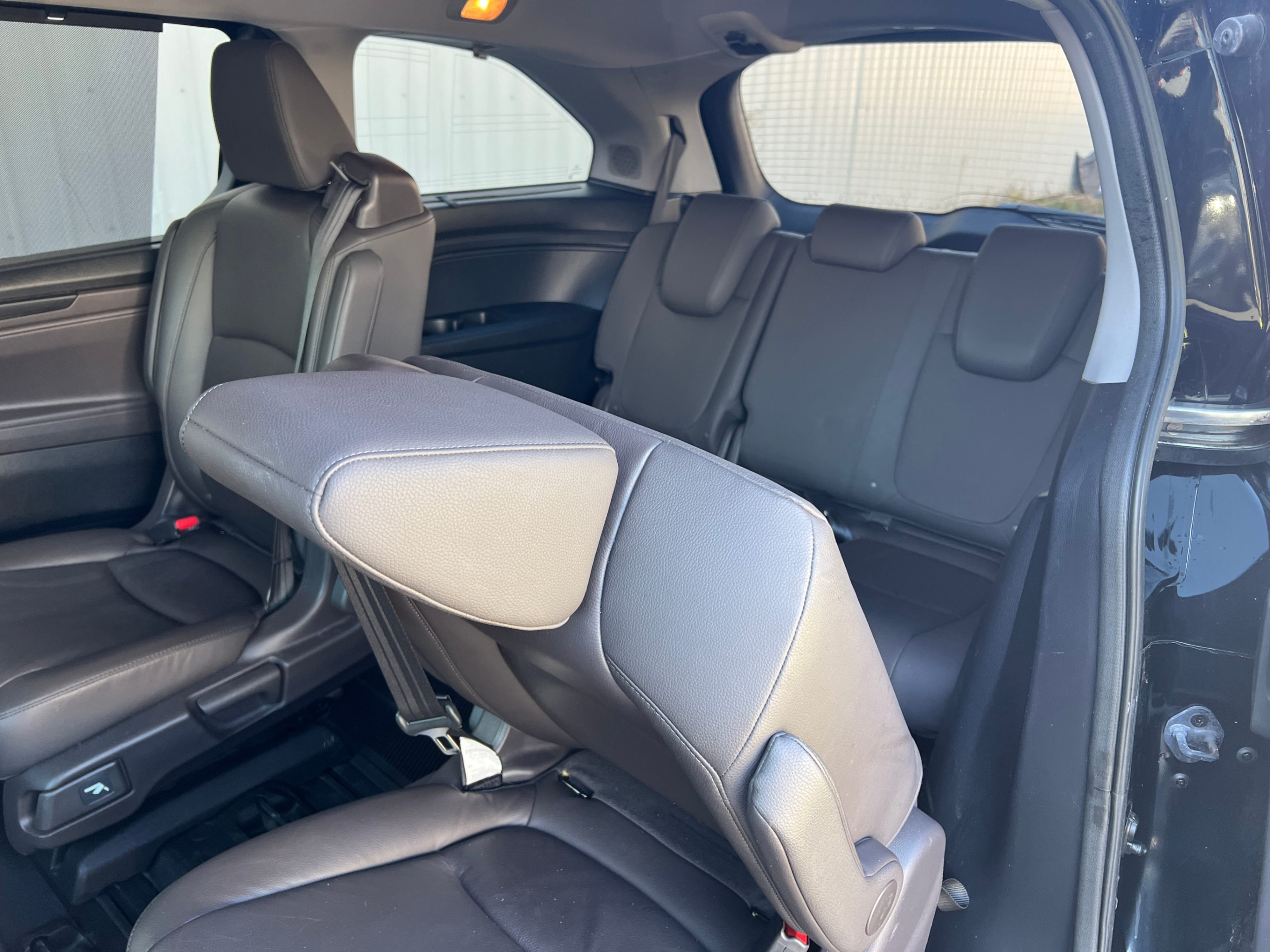 2019 Honda Odyssey Touring Auto. NO ACCIDENTS., Vancouver, Cash